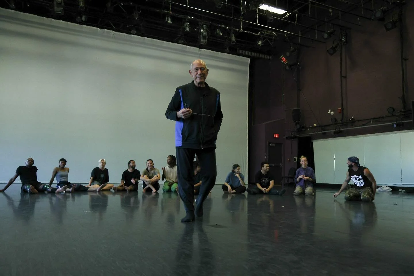 BIG NEWS FROM DDD!!! 
We are so excited to announce the DDD Fall Class Series of 2025! Join David and company members in New York City throughout the next few months with classes every week, starting September 23.

FALL SCHEDULE🍁: 

Sept 23; Maxine 