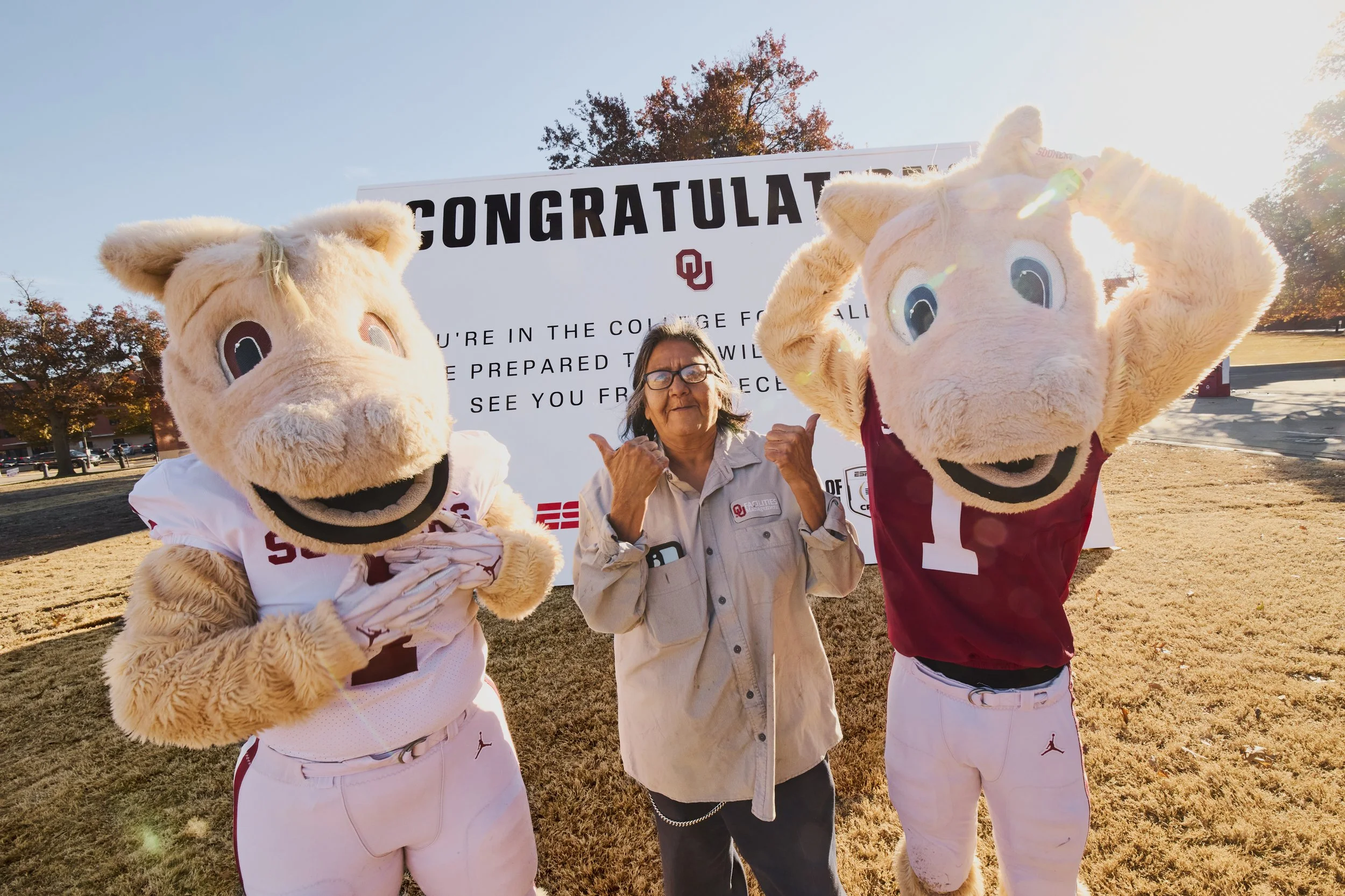 2025_12_ESPN_1623_CFB_BigCongrats_Stills_0041.jpg