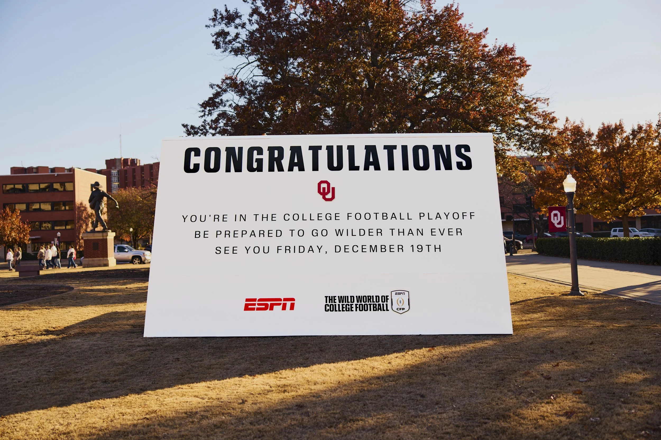 2025_12_ESPN_1623_CFB_BigCongrats_Stills_0047.jpg