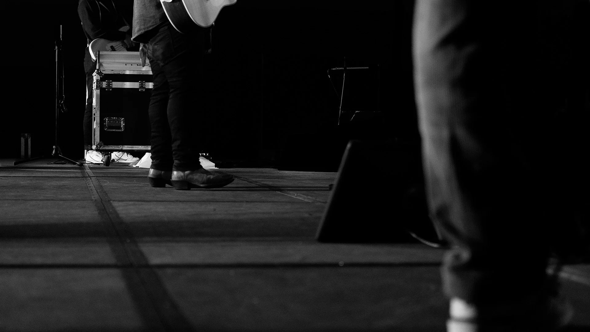 rob jones lnading page.JPEG