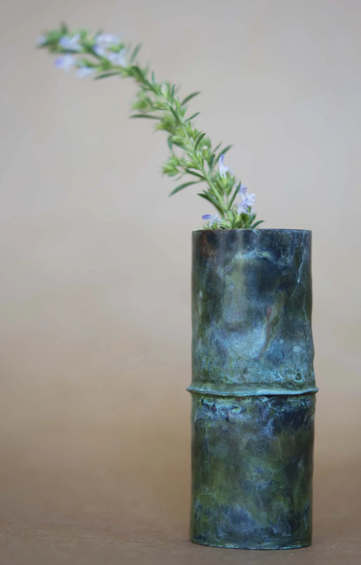 Copper vase Schwarz-Seim.jpg