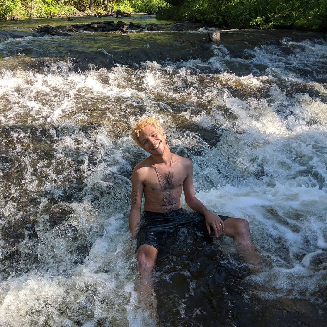 in flow and letting go.
🌊🌊🌊
.
.
.
.
.
.
.
.
.
.
.
.
.
.
.
.
.
#upnorthmichigan #nature #waterfall #blackboyjoy #blacklivesmatter #chrisjakob