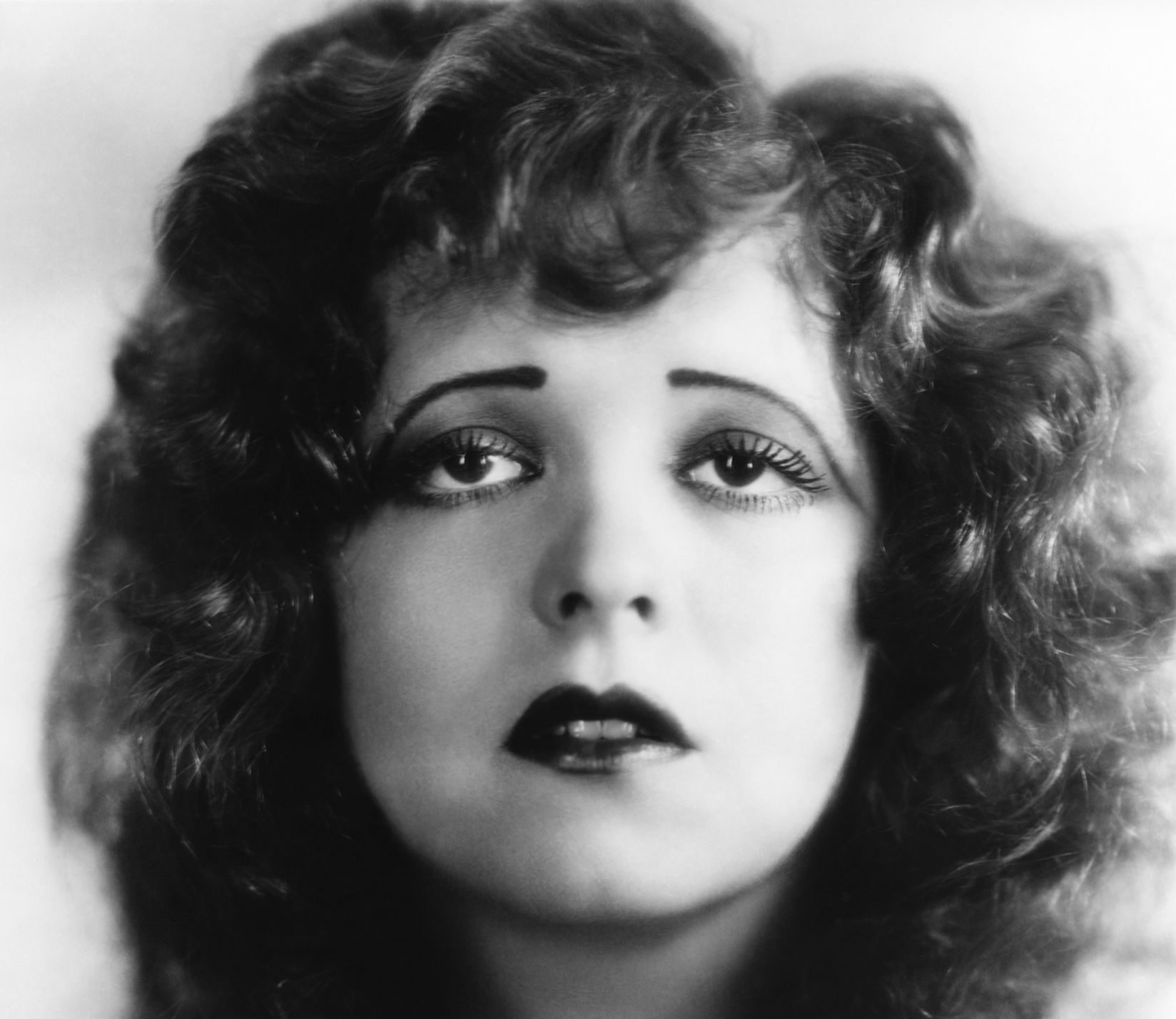 Reference photo: Clara Bow in 1920’s