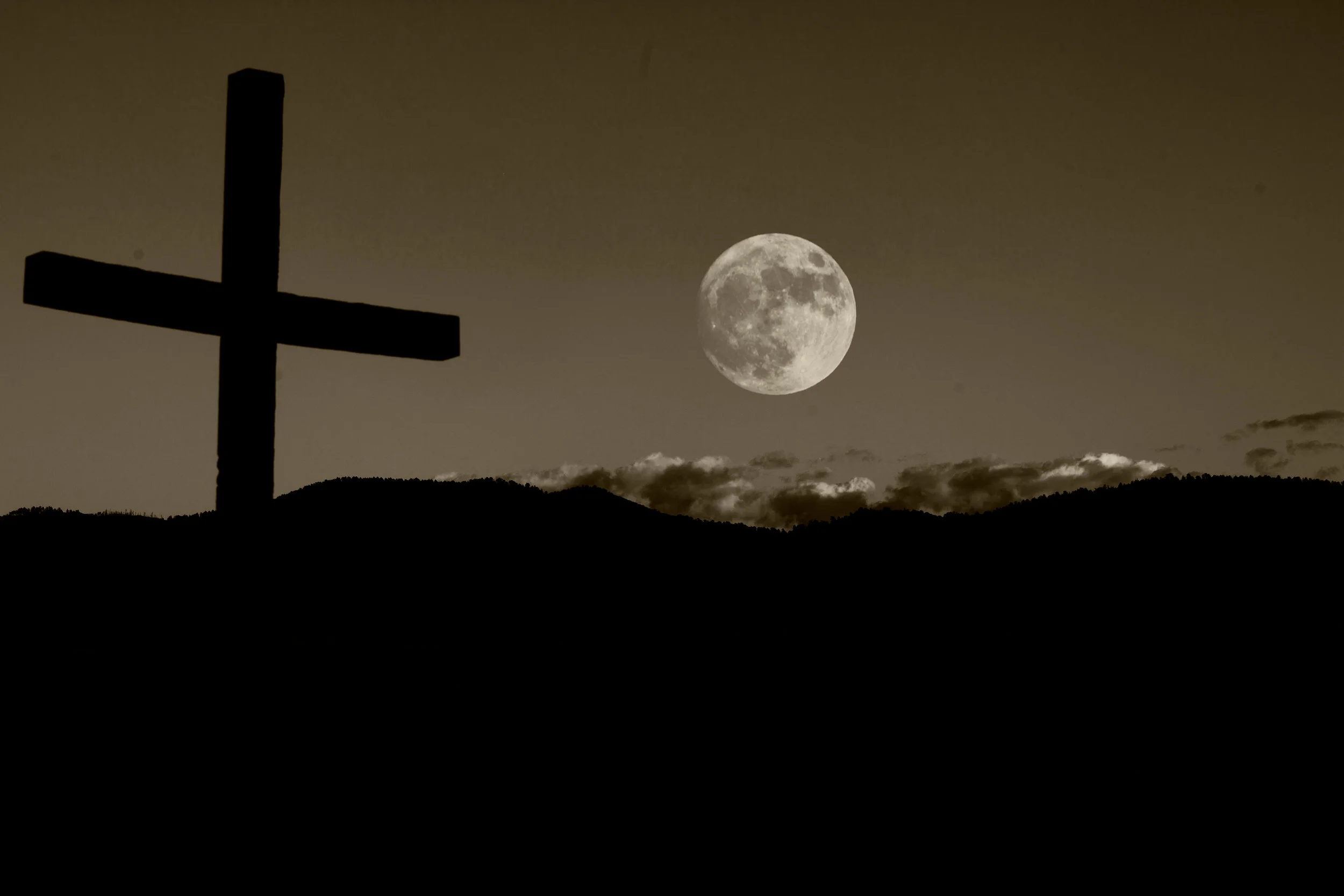 "Enchanted Moon," Taos, New Mexico