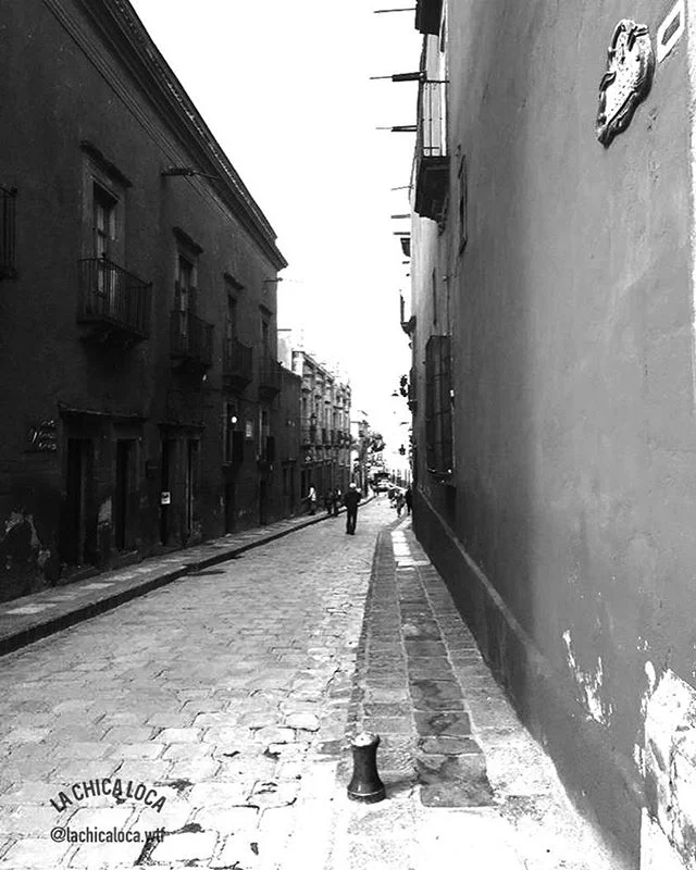 Feel the spirit of la chica loca.....#drinkthespiritofmexico .
.
.
.
#lachicaloca #lachicalocawtf #mezcallachicaloca #mezcal #craftedbeer #sotol @mezcallachicaloca @lachicaloca.wtf