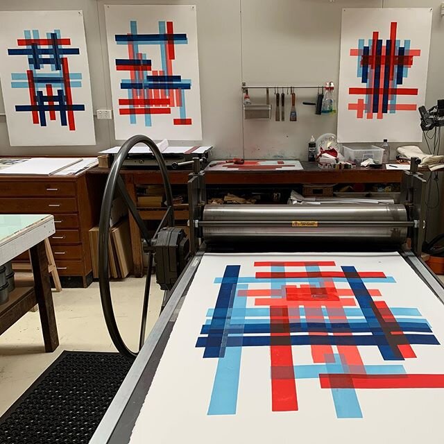 #riffinprussianblue #linoprintseries #weaving #markaftermark #calligraphic #printmaking