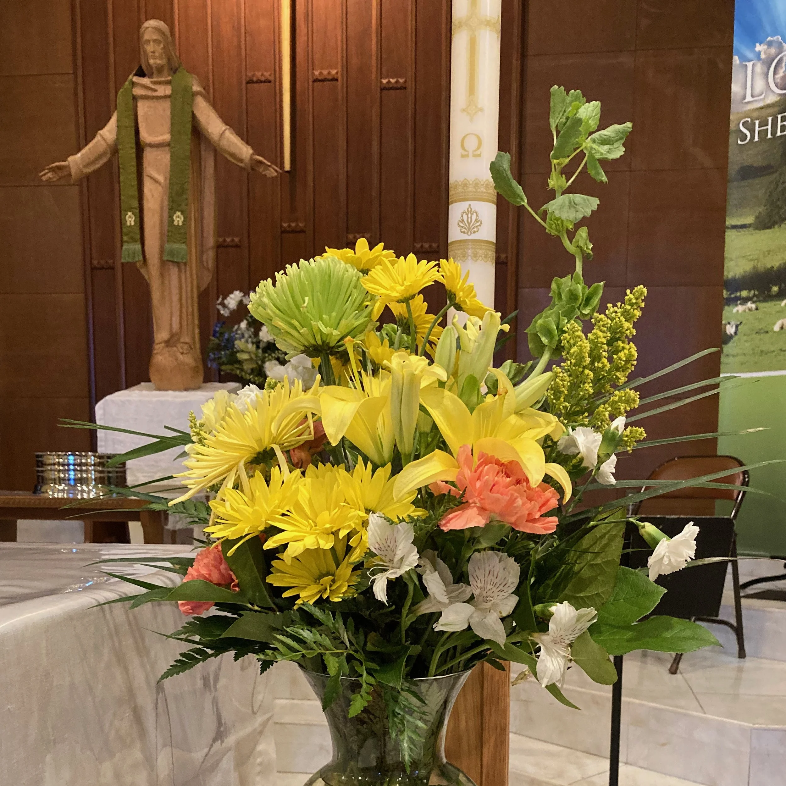 AltarFlowers - 1.jpeg