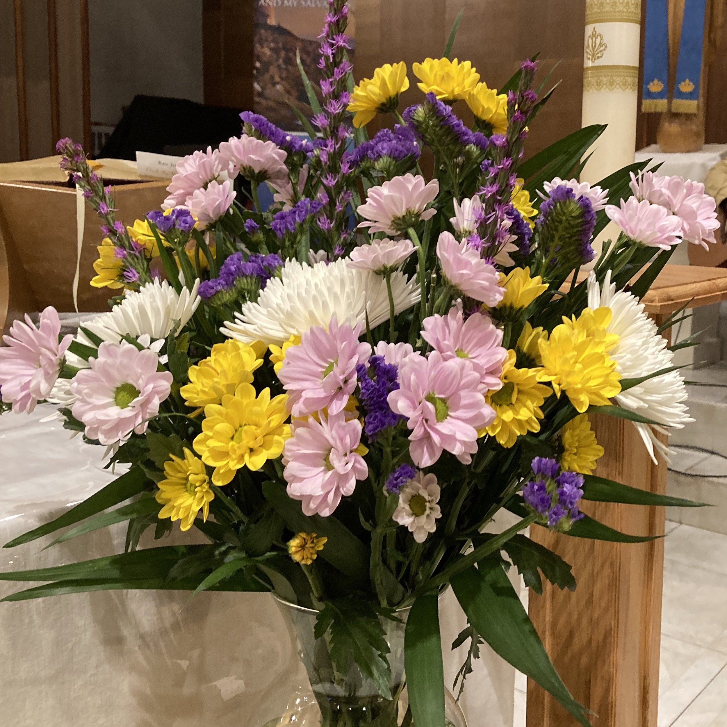 AltarFlowersDec 2.jpg