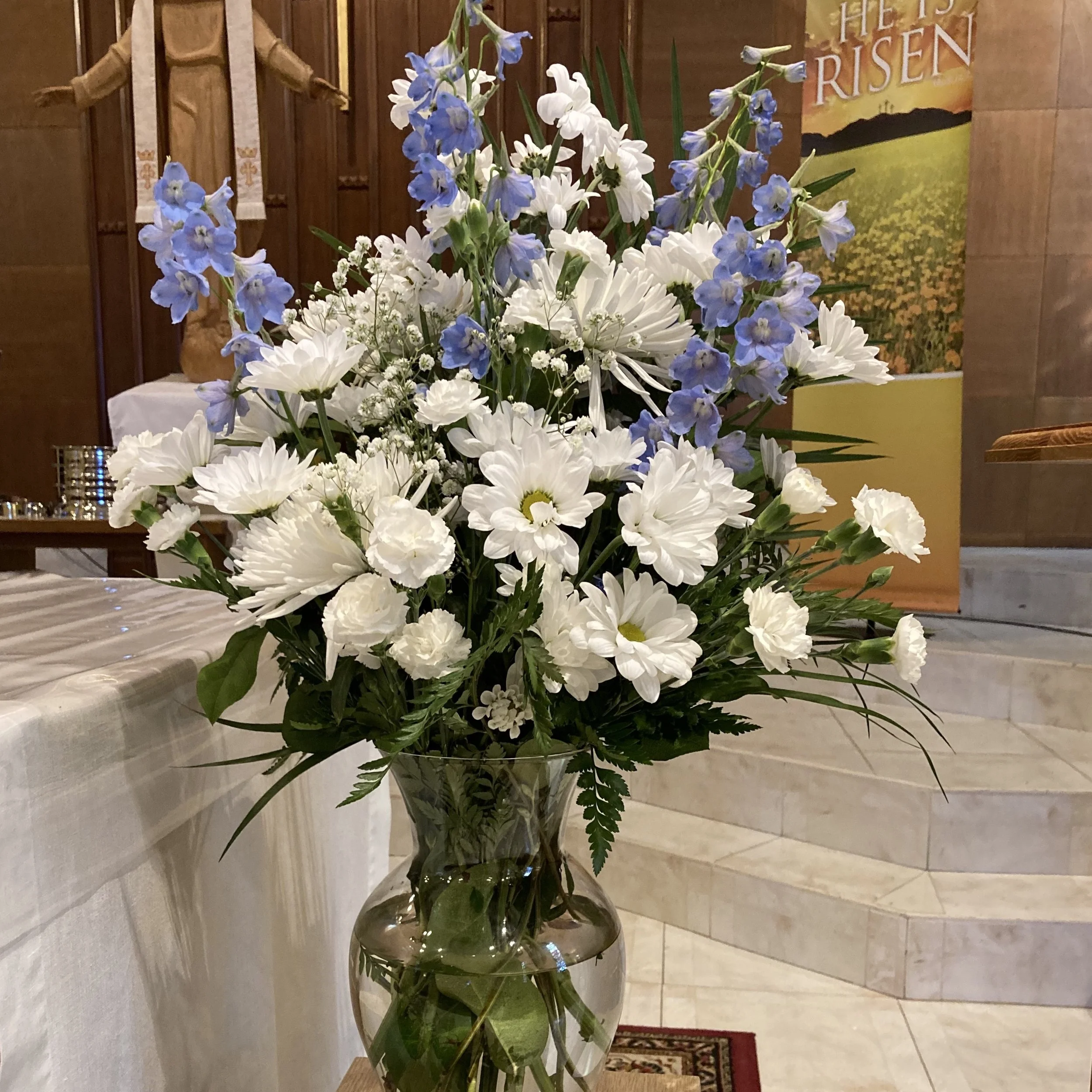 AltarFlowers_Apr2024.jpg