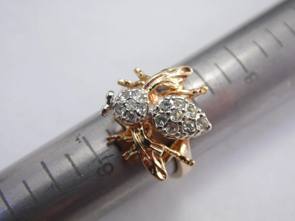 Size 7 18k Hge Two Tone Gold Silver Bee Wasp Flying Insect Motif Rhinestone Cubic Zirconia Cz Vintage Cocktail Statement Ring New Avenue