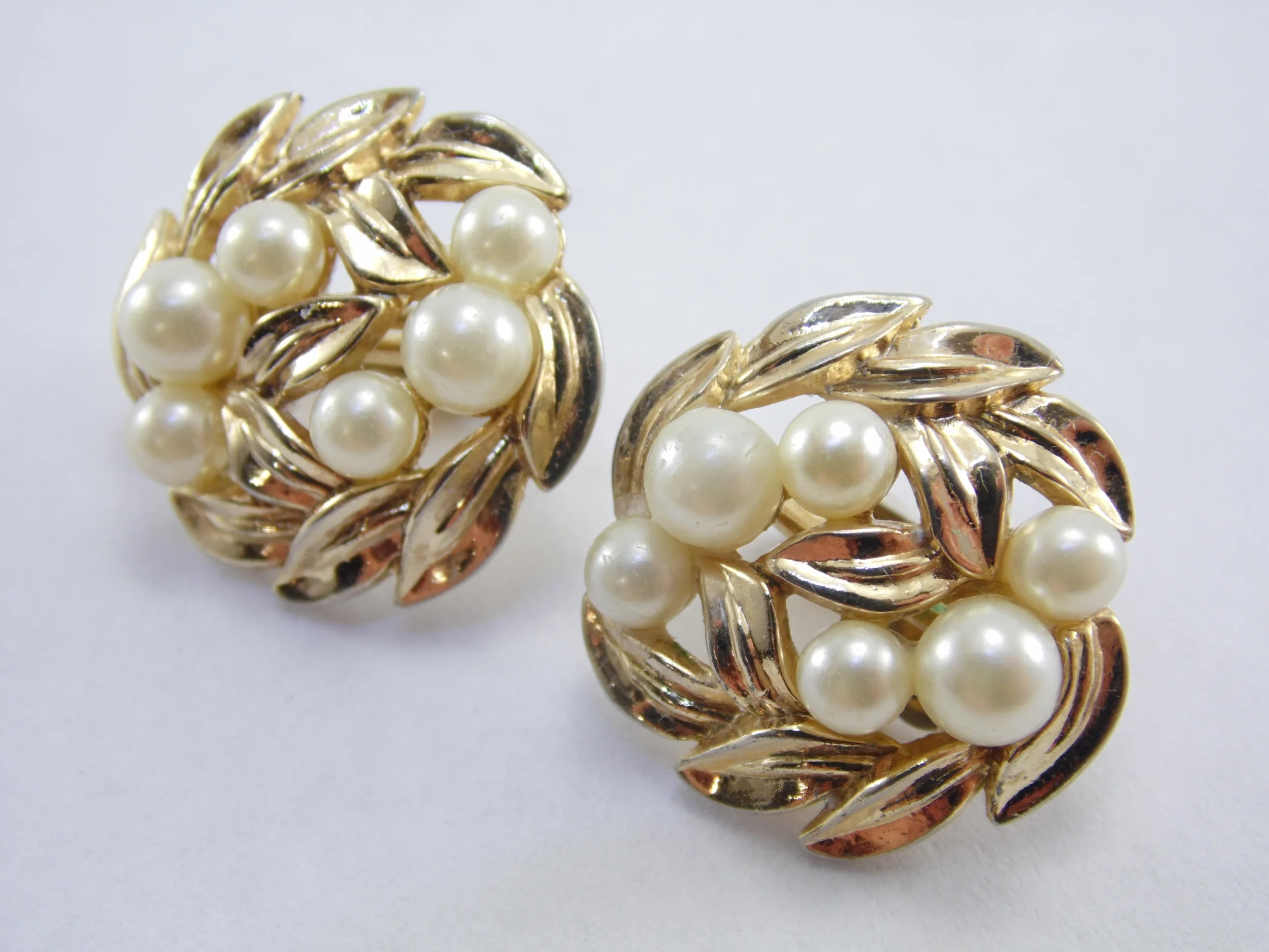 Vintage Signed "Crown Trifari" Goldtone Faux Pearl Clip On Earrings