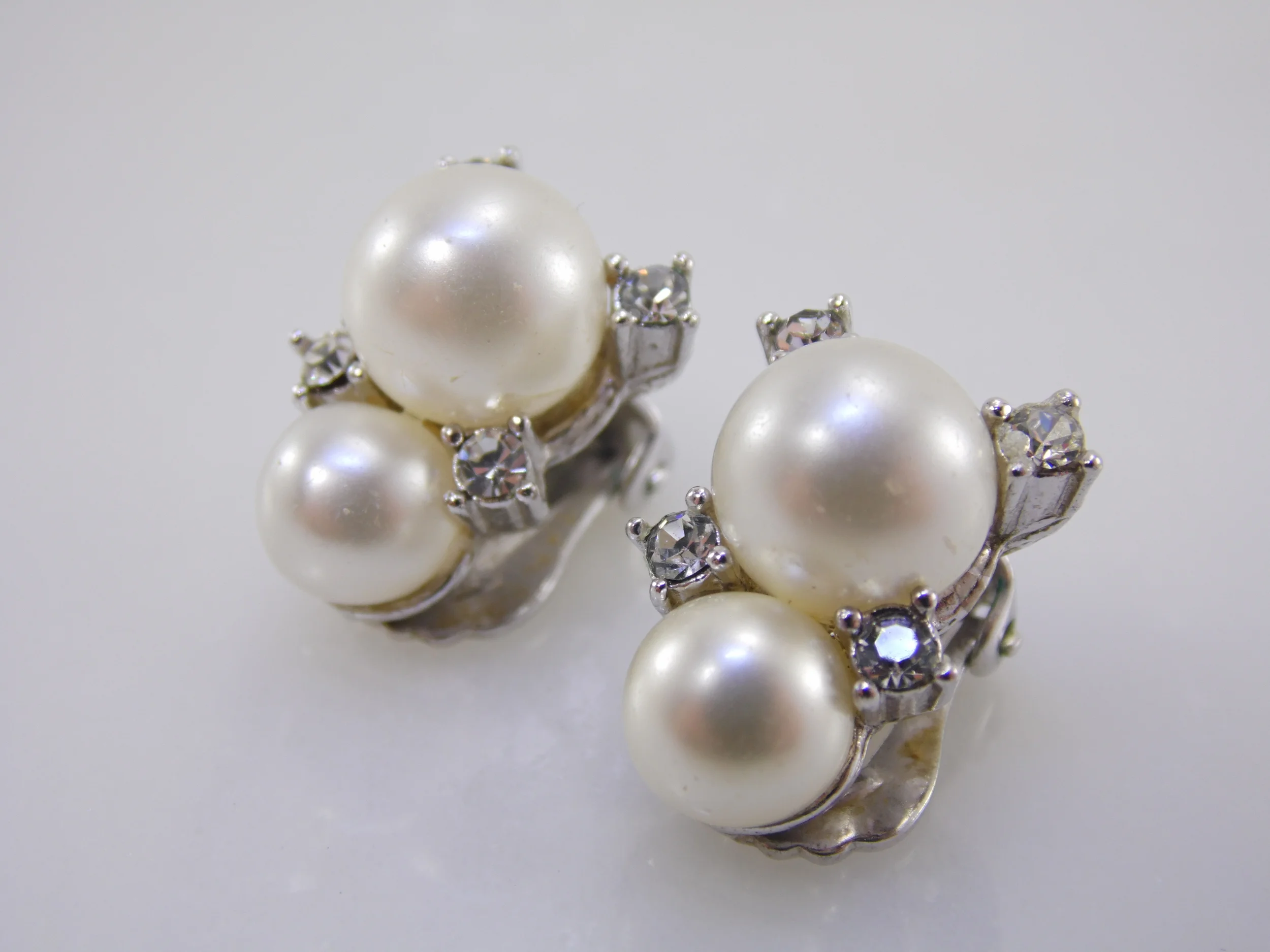 Vintage Signed Faux Diamond Pearl & Cubic Zirconia CZ Clip On Earrings