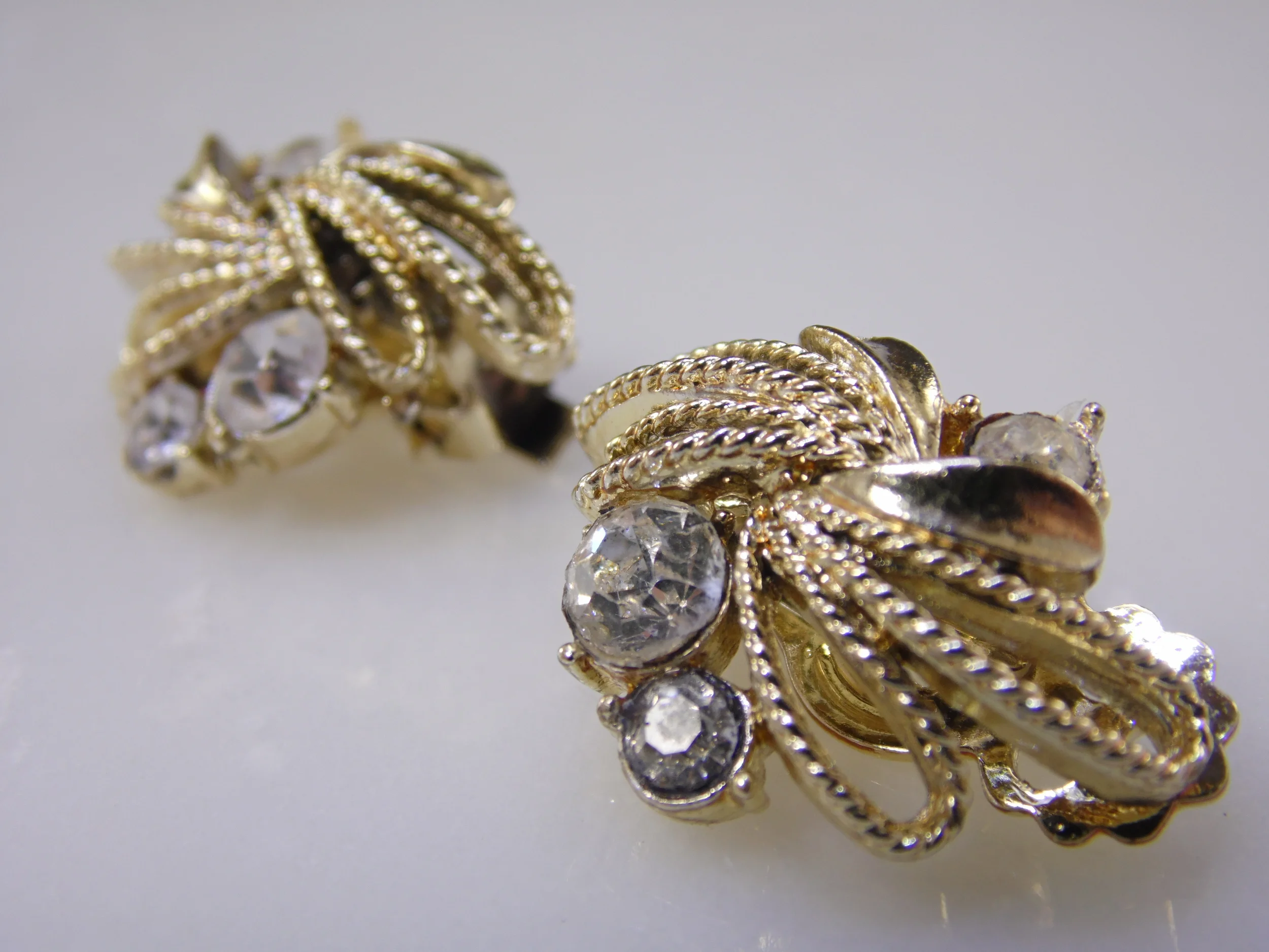 Vintage Gold Tone Rhinestone Faux Diamond Cubic Zirconia CZ Clip On Earrings