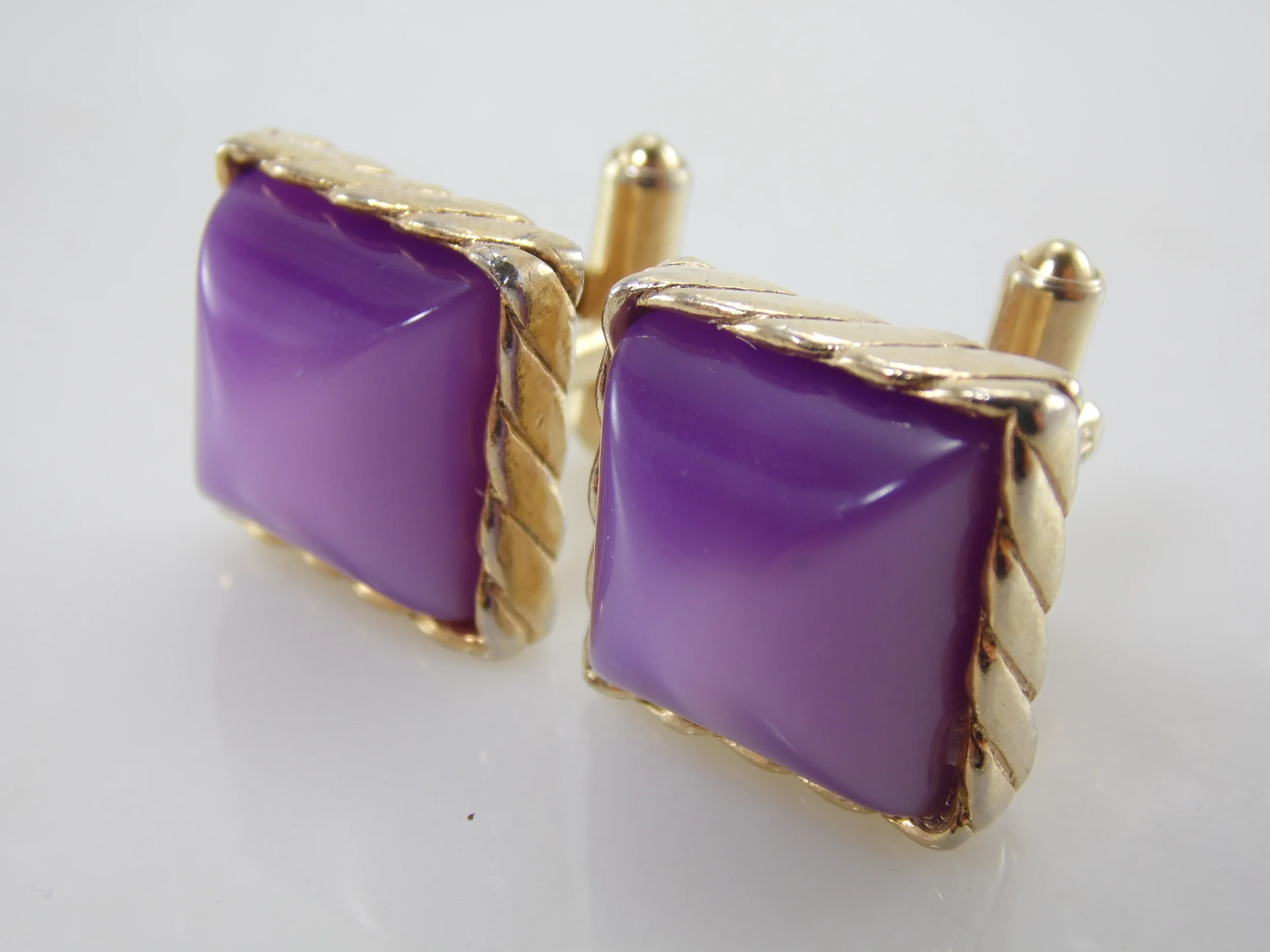 Vintage Purple Gold Tone Men's Matching Cuff Links & Tie Clip Set