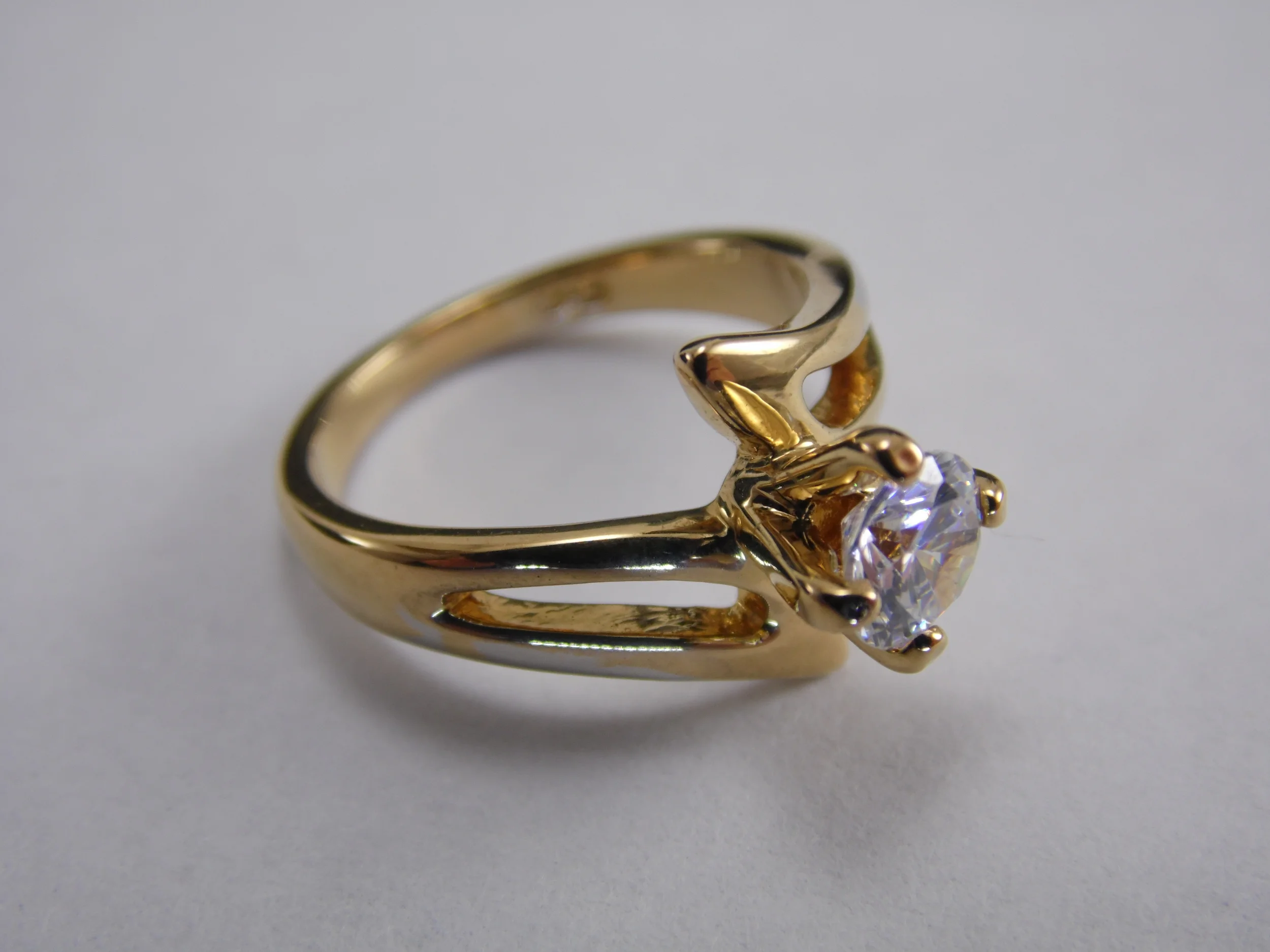 Size 5 Prong Set Faux Diamond Cubic Zirconia CZ Vintage Solitaire Promise Engagement Ring .80ct T.W