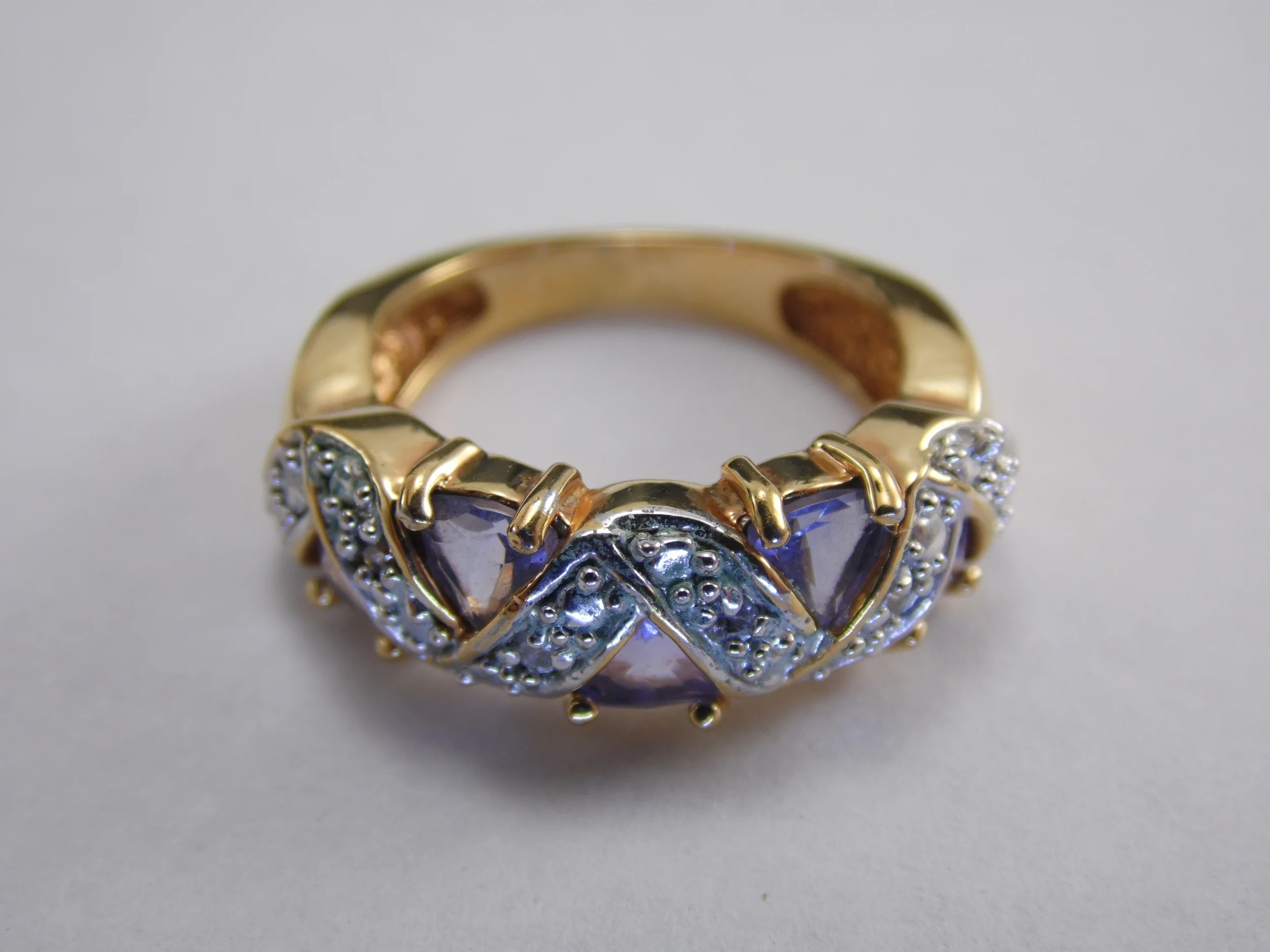 Size 5 Gold Tone Purple Faux Amethyst Vintage Birthstone Statement Ring