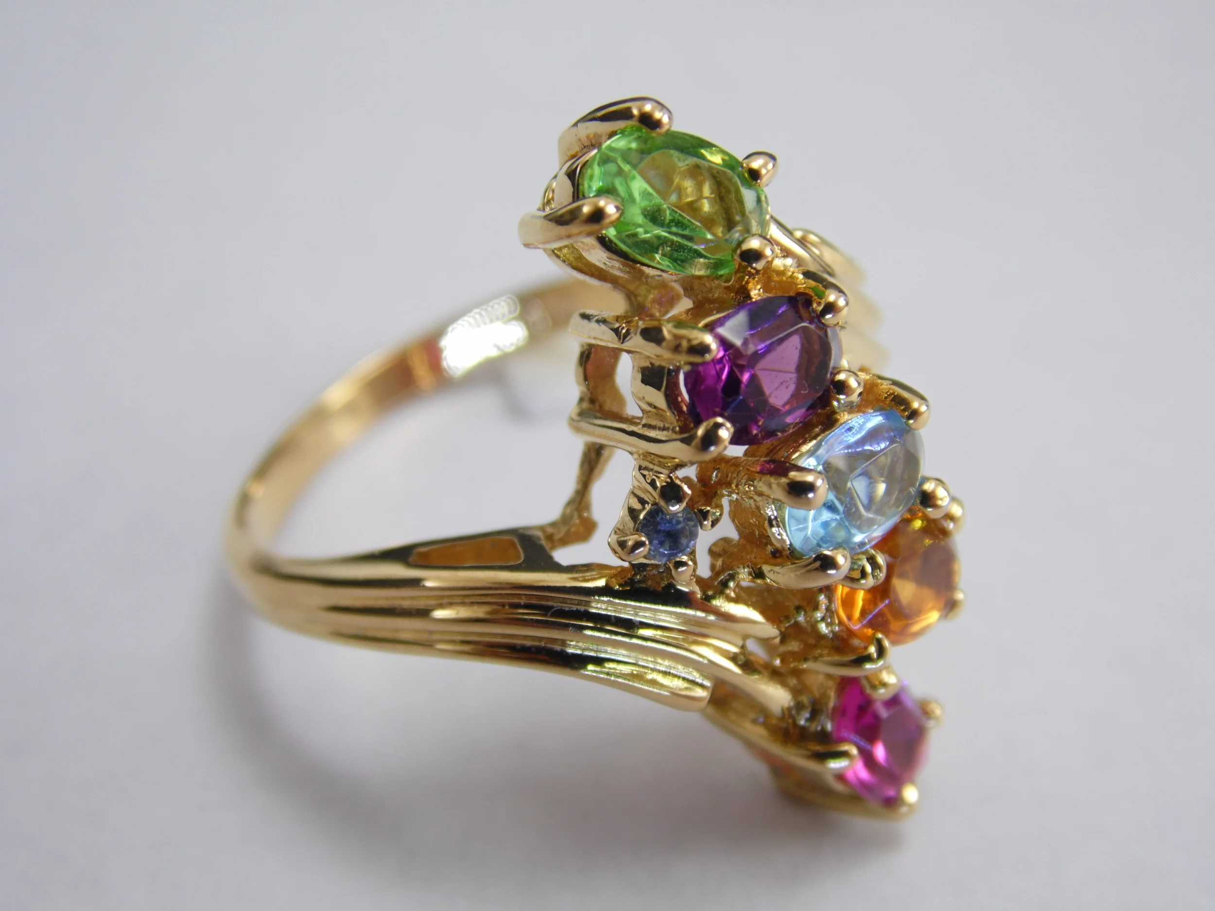 Size 10 Signed NV Multi-Stone CZ Vintage Faux Amethyst Aquamarine Citrine Topaz Emerald Ruby Cocktail Statement Ring 2.5ct T.W