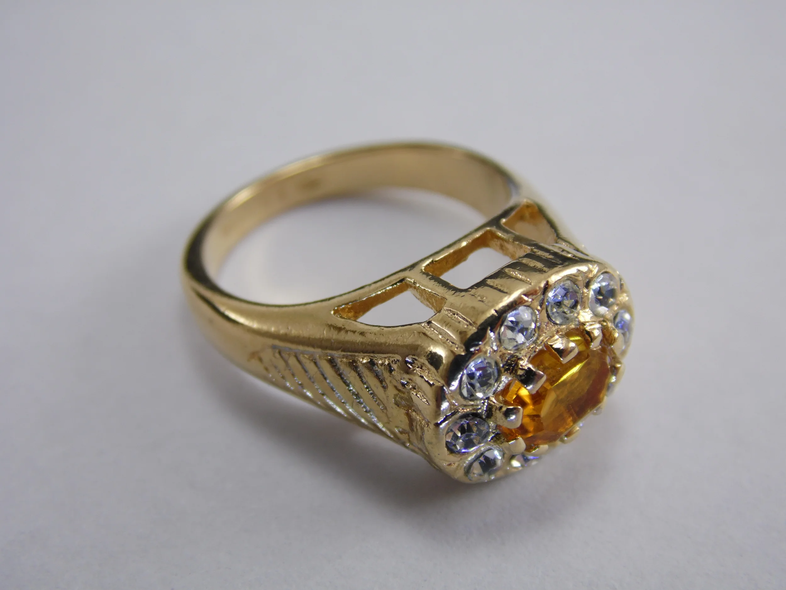 Size 6 18K GE Oval Cut Faux Citrine Topaz Cubic Zirconia CZ Vintage Halo Cocktail Statement Engagement Promise Ring 1.7ct T.W
