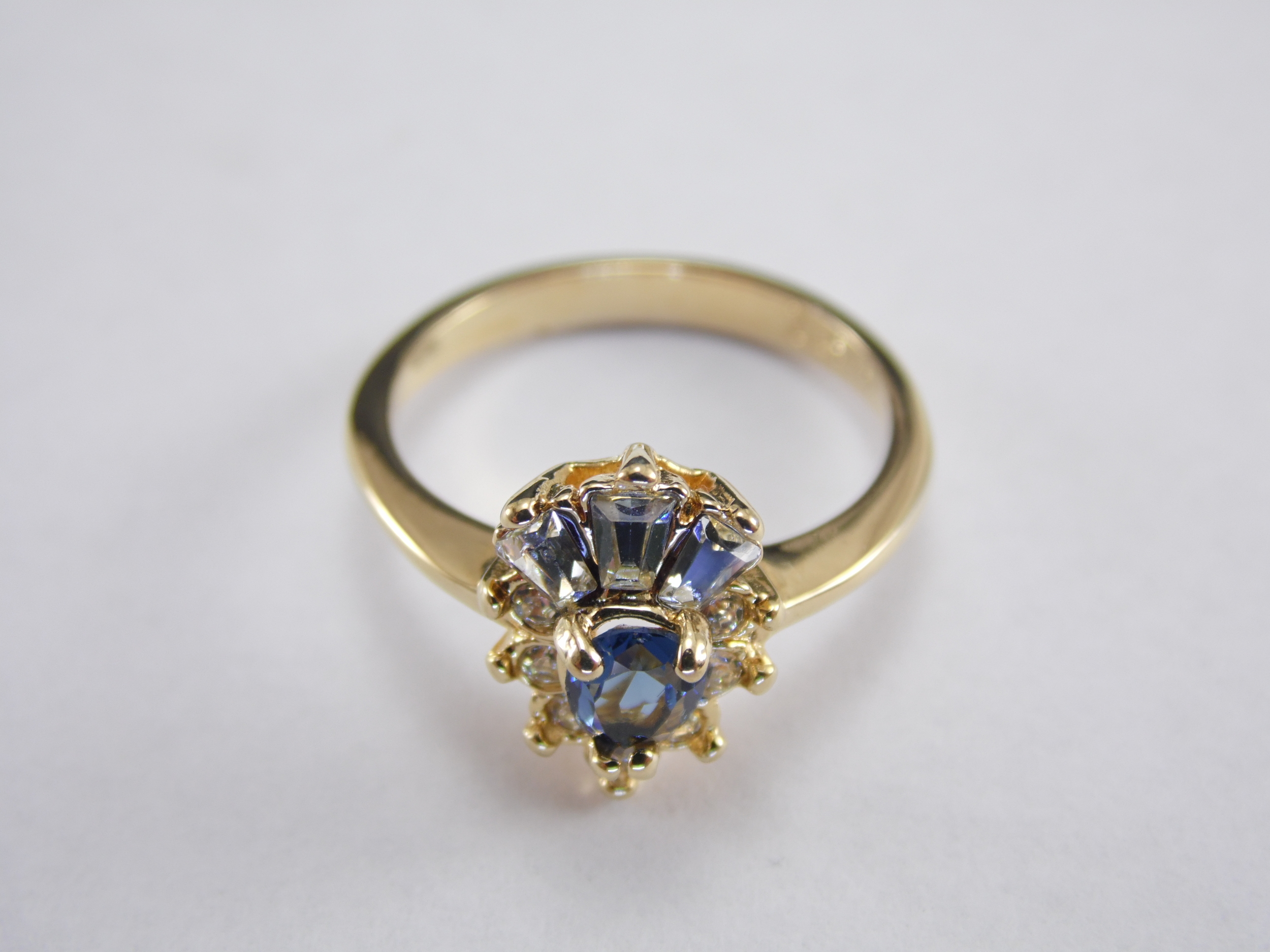 SIze 8 18K GE Gold Electroplated Vintage Pear Cut Faux Blue Sapphire Halo Multi Stone Cocktail Promise Ring .75ct T.W