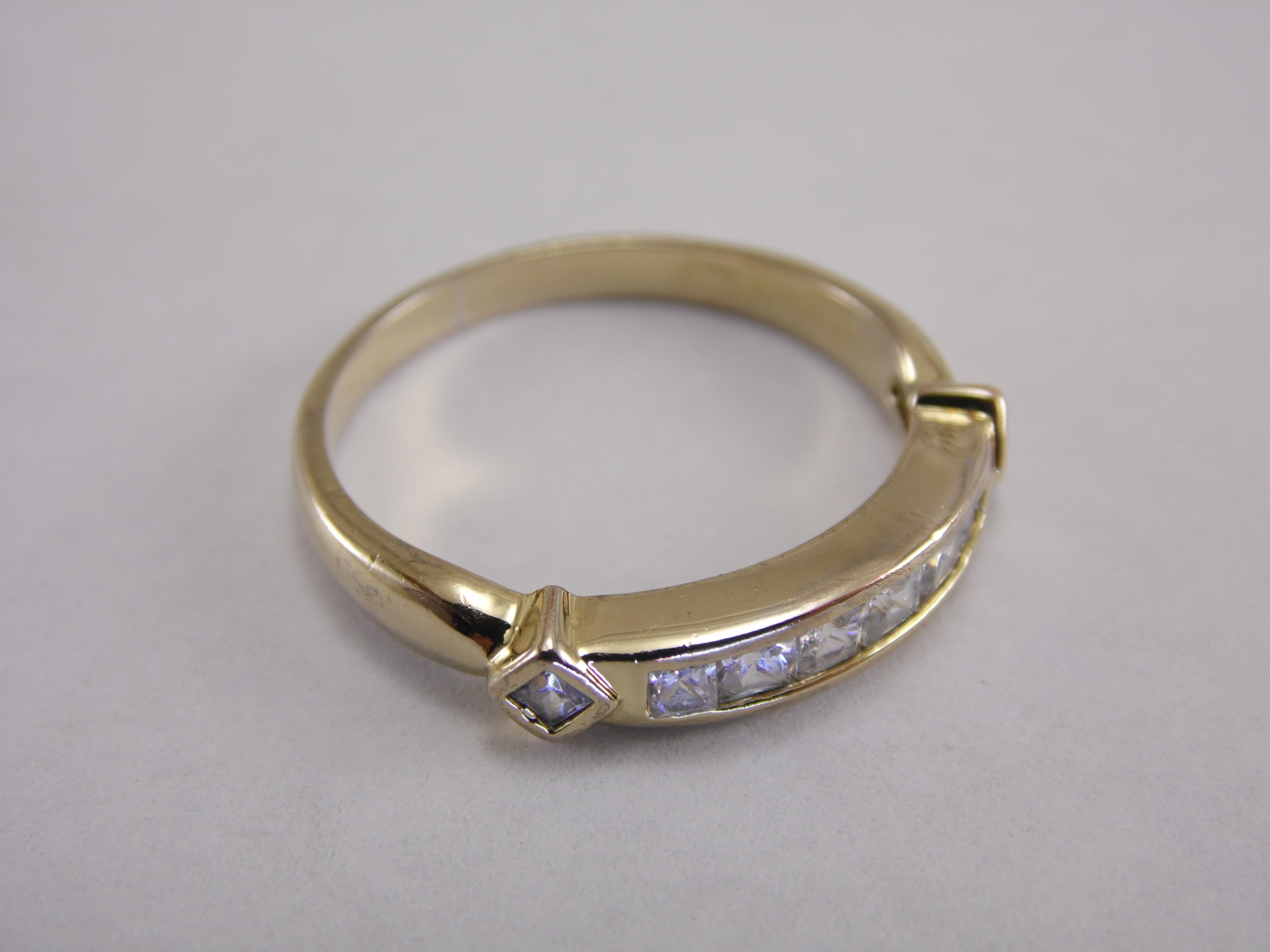 Size 9 Gold Square Cut Diamond Cubic Zirconia CZ Vintage Anniversary Band Promise Ring