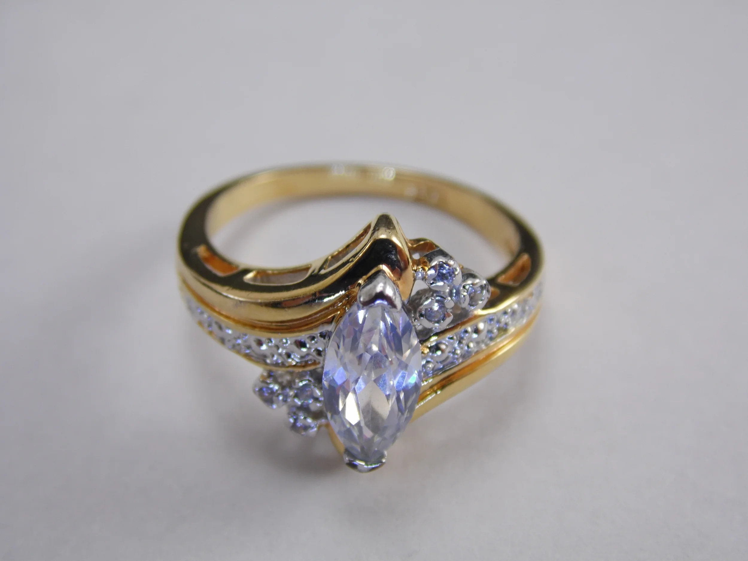 Size 8 Seta Two Tone Gold Silver Marquise Cut Cubic Zirconia CZ Vintage Cocktail Statement Promise Ring 1.11ct T.W