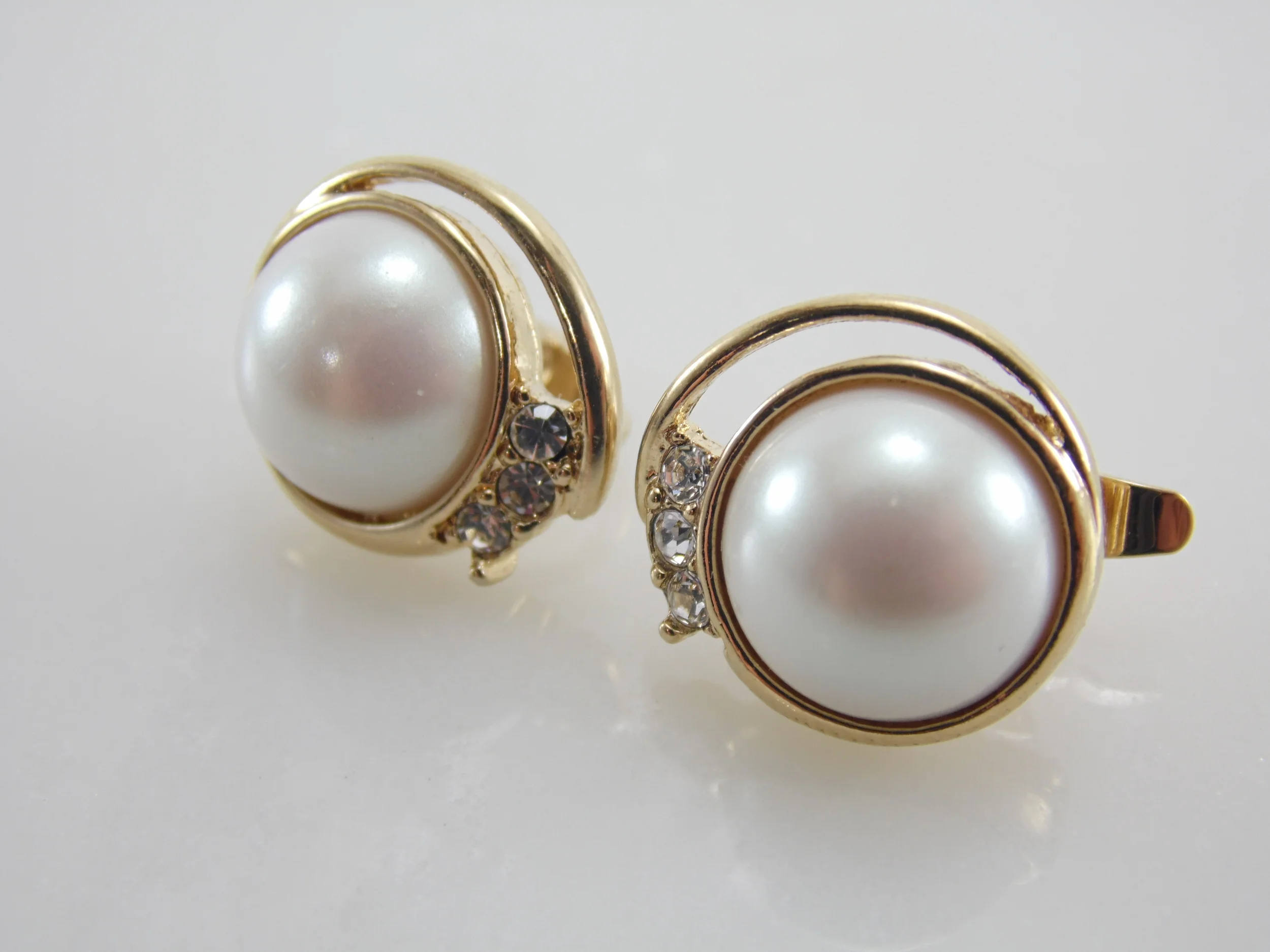 Vintage Goldtone Faux Pearl Diamond Cubic Zirconia CZ Clip On Earrings
