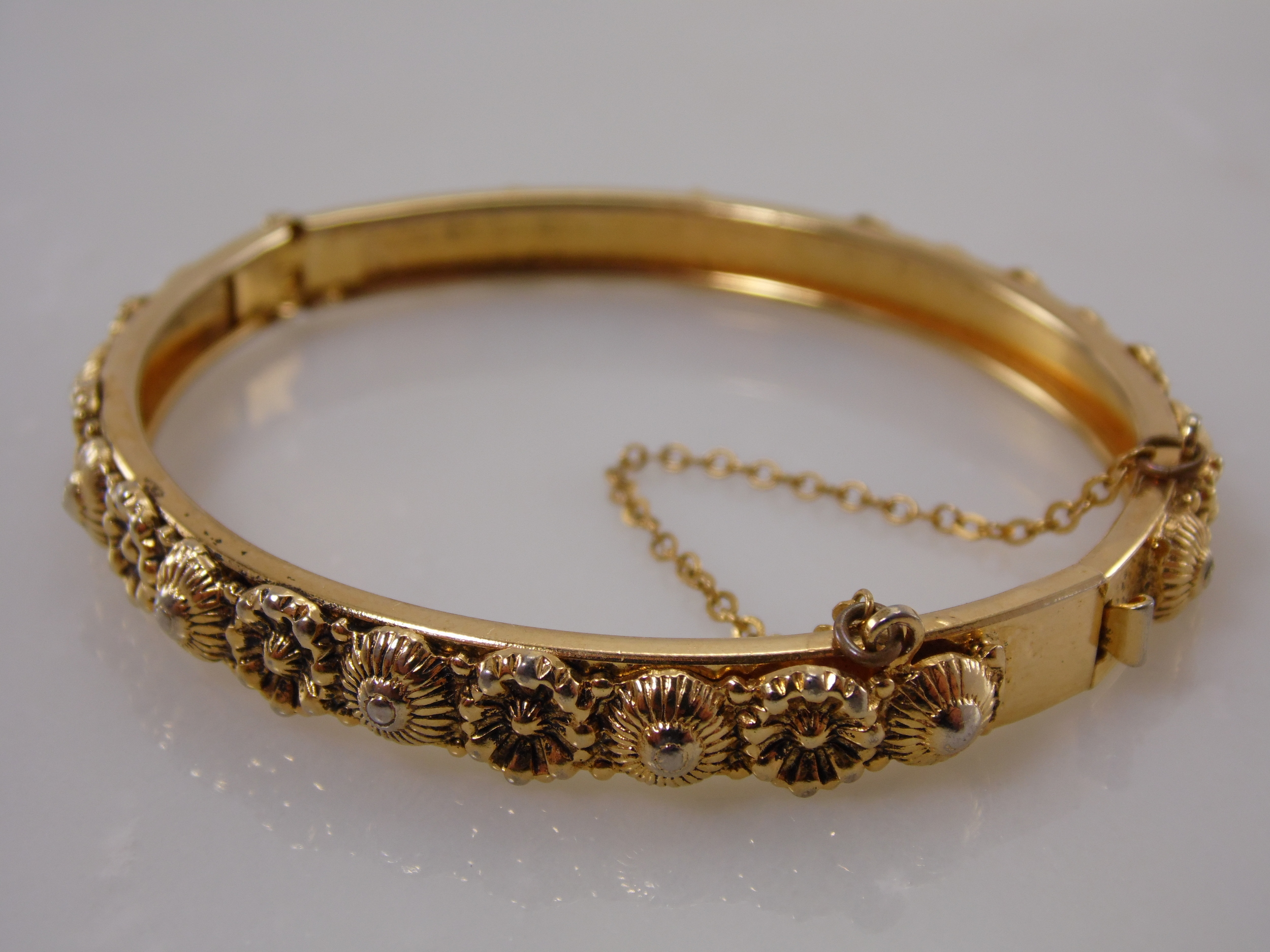 Vintage Art Deco Gold Tone Hinged Cuff Bangle Womens Decorative Geometric Motif Bracelet 