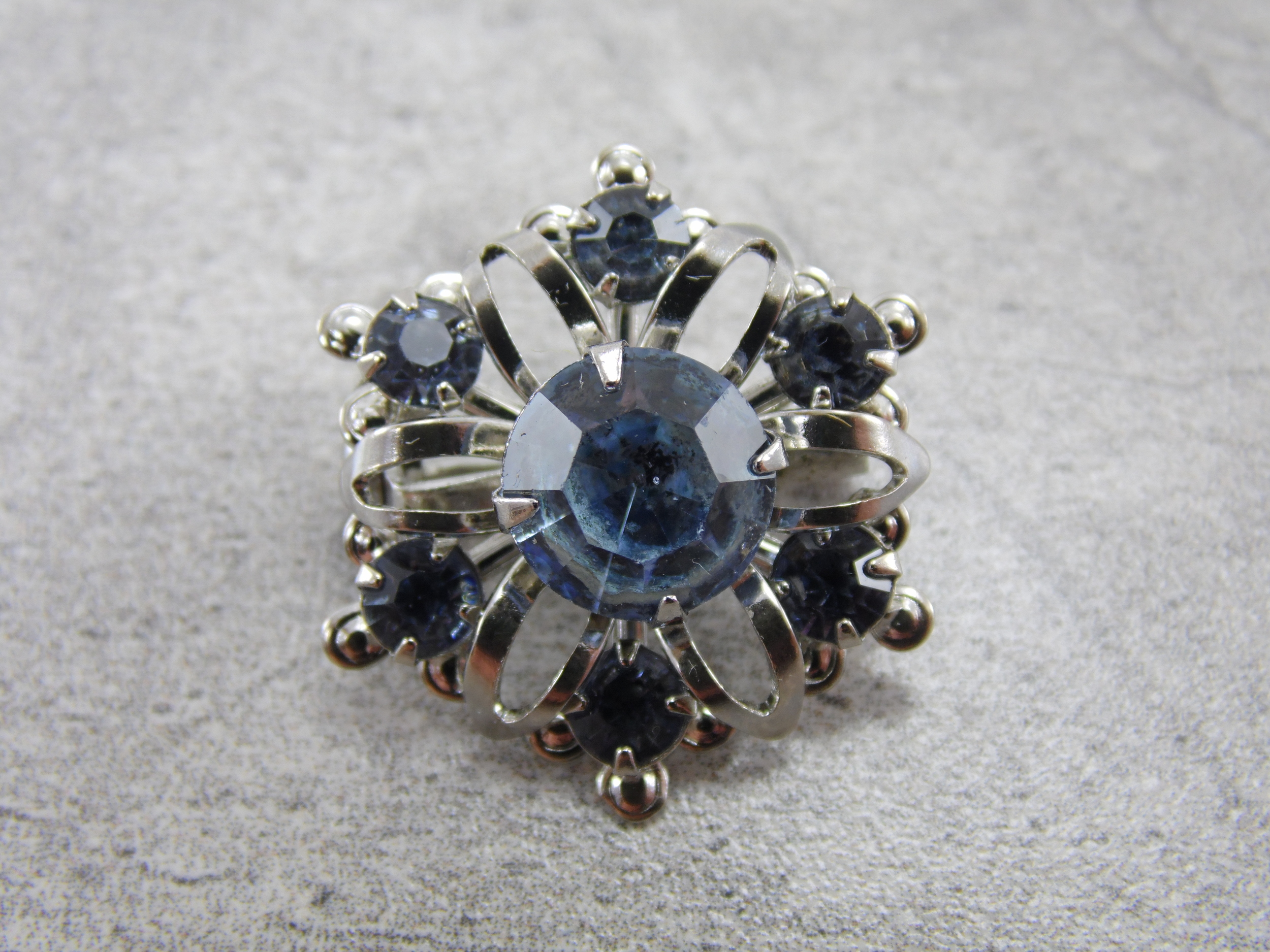 Miniature Vintage Blue Rhinestone Cubic Zirconia CZ Silver-tone Snowflake Hexagon Brooch Pin