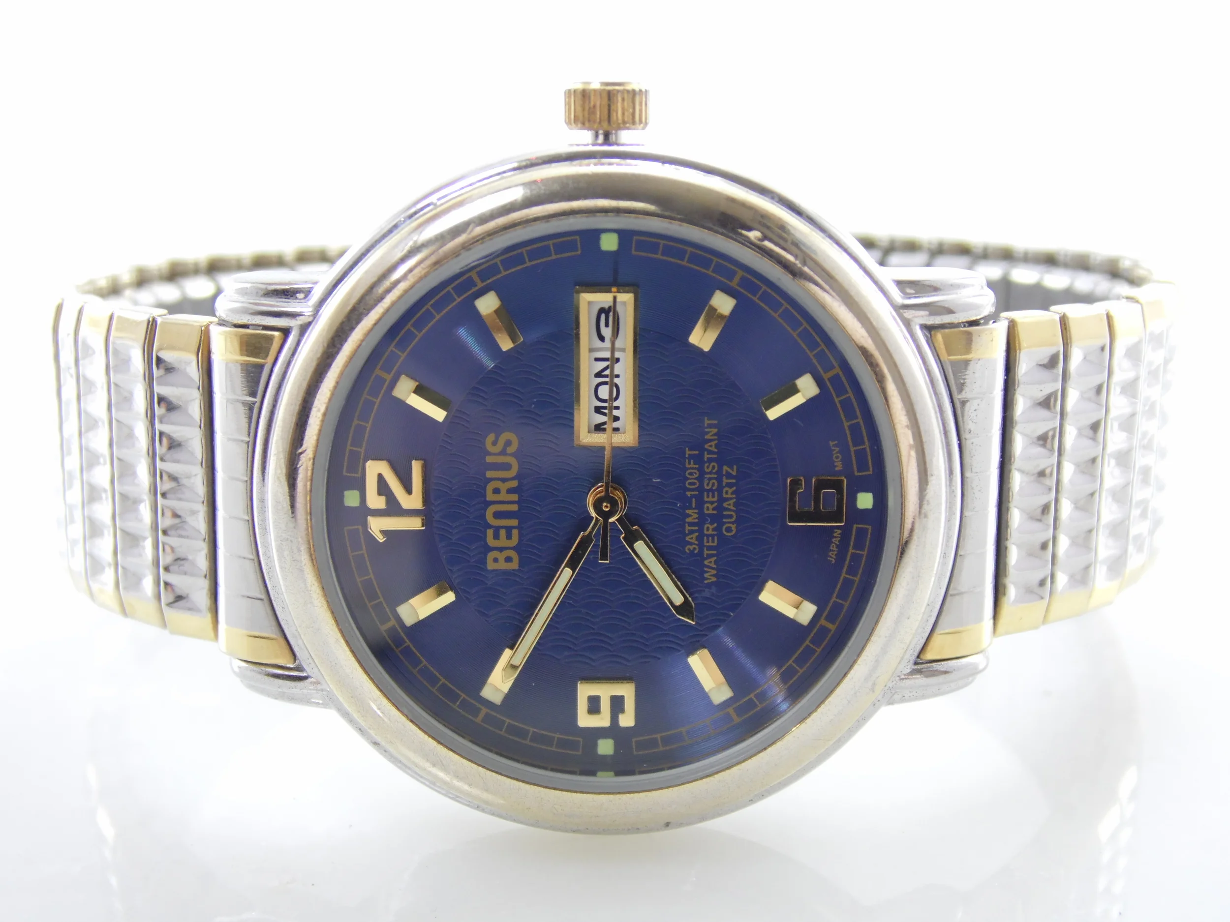 Vintage Mens Two Tone Benrus BN718 Blue Simulated Holographic Dial Watch