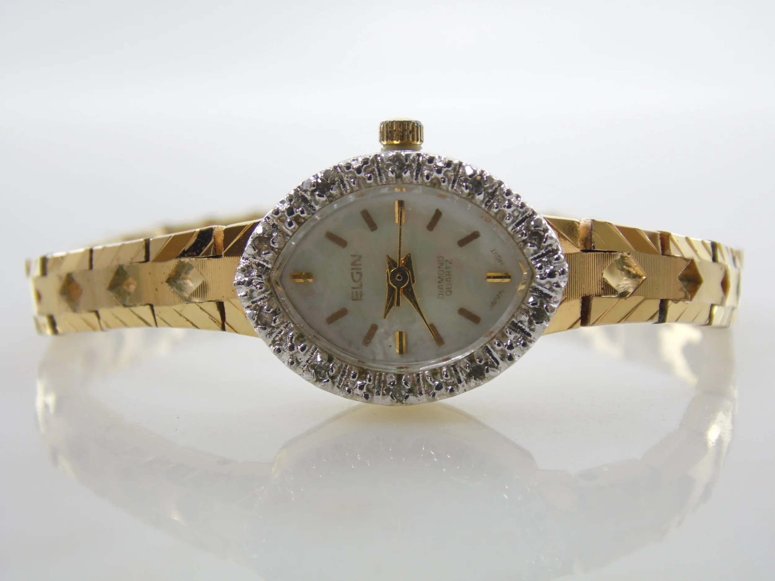 Vintage Elgin Genuine Diamond Bezel Mother of Pearl Dial Gold Tone Watch