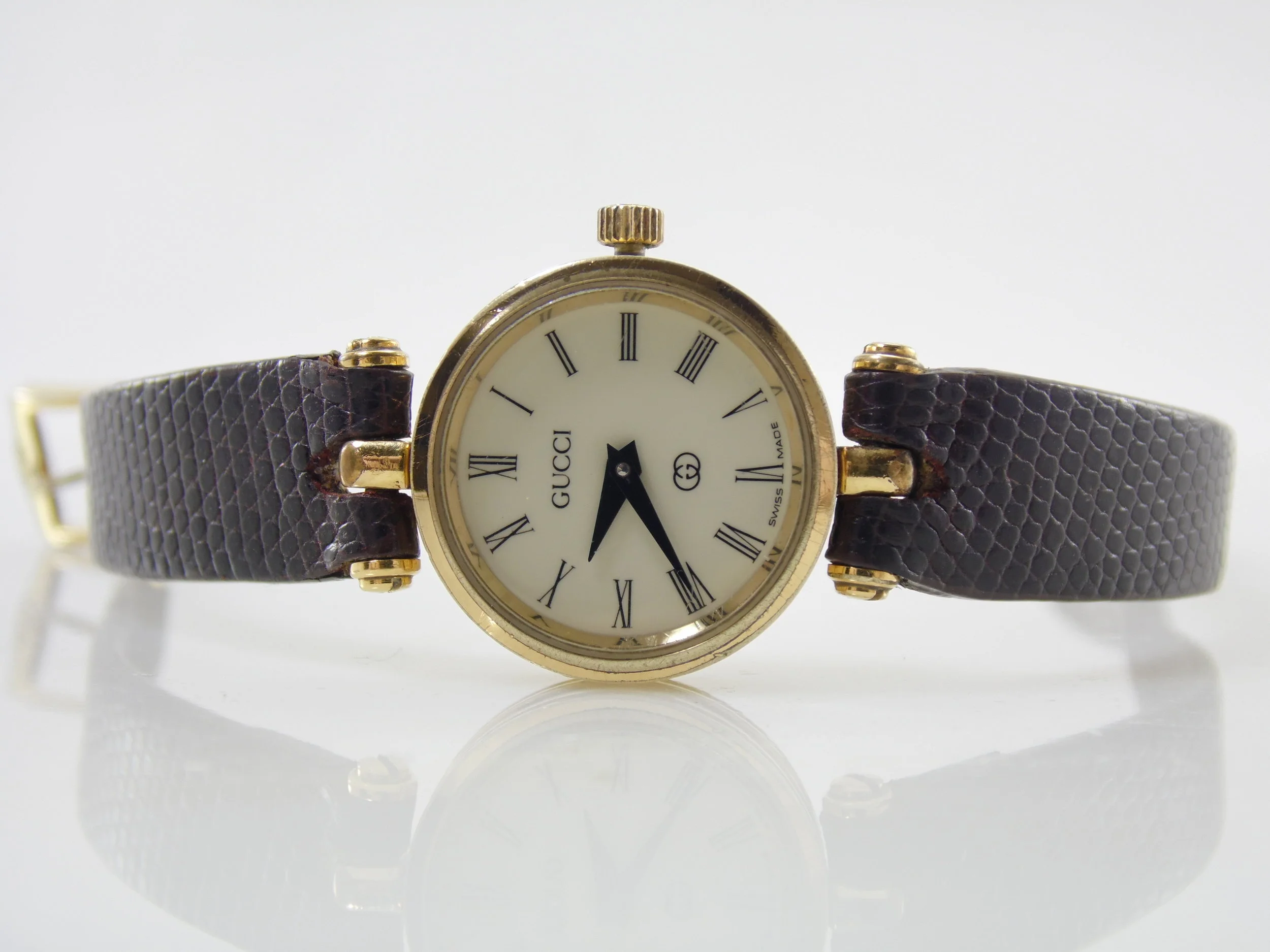 Vintage Real Authentic Womens Gucci Swiss Watch ETA 581.001