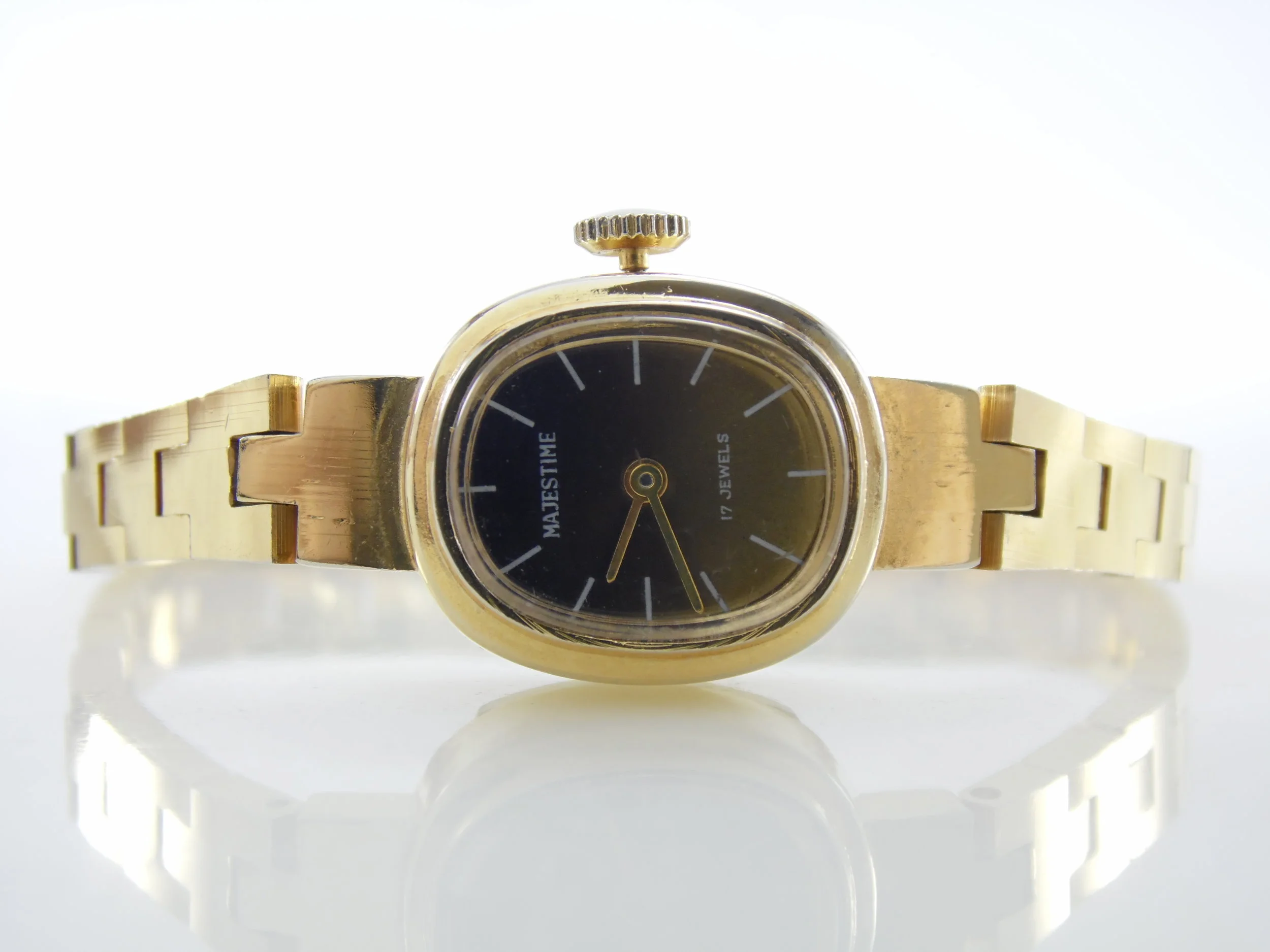 Vintage Womens Majestime 17 Jewels  Mechanical Windup Watch