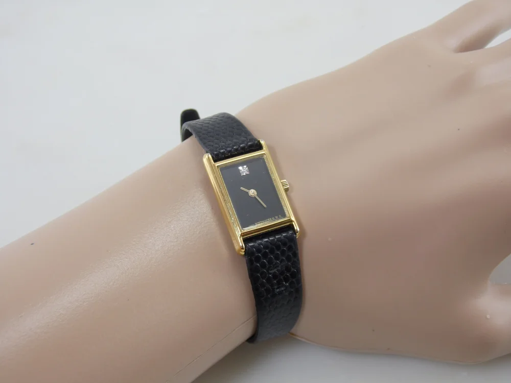 Vintage Black & Gold Diamond Wittnauer Womens Unisex Swiss 