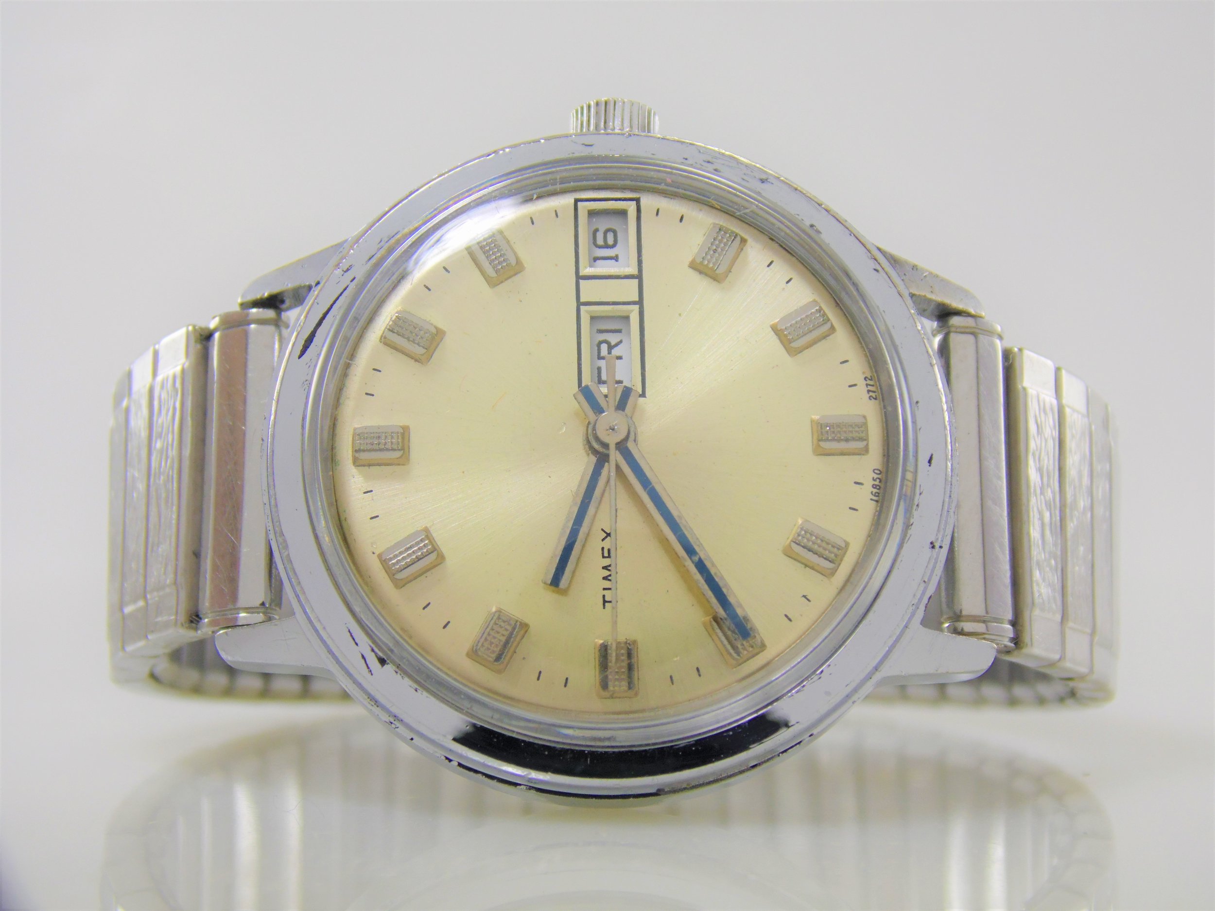 Vintage Mens Timex Day Date Calendar Mechanical Windup Watch For Parts/Repair