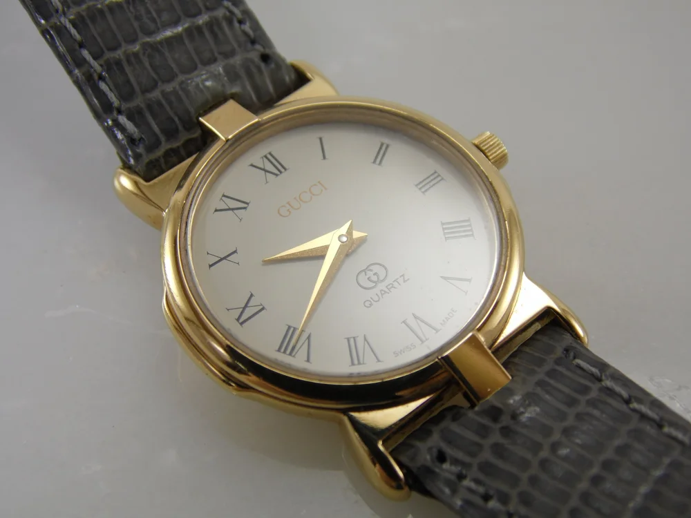 Vintage Womens Ladies Gucci 3400F L Gold Swiss Made Watch