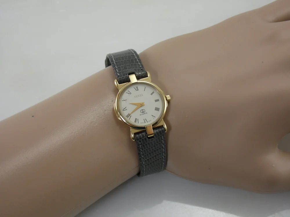 89 GUCCI 時計　レディース ヴィンテージ ラウンド　3400F ゴールド 89 GUCCI 時計 レディース ヴィンテージ ラウンド 3400F
