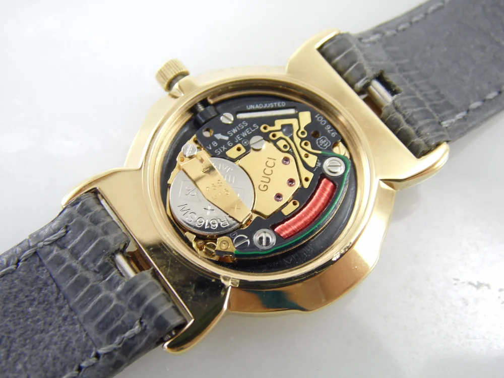 89 GUCCI 時計　レディース ヴィンテージ ラウンド　3400F ゴールド Gucci 3400 F L Gold Round Ladies Watch - Etsy
