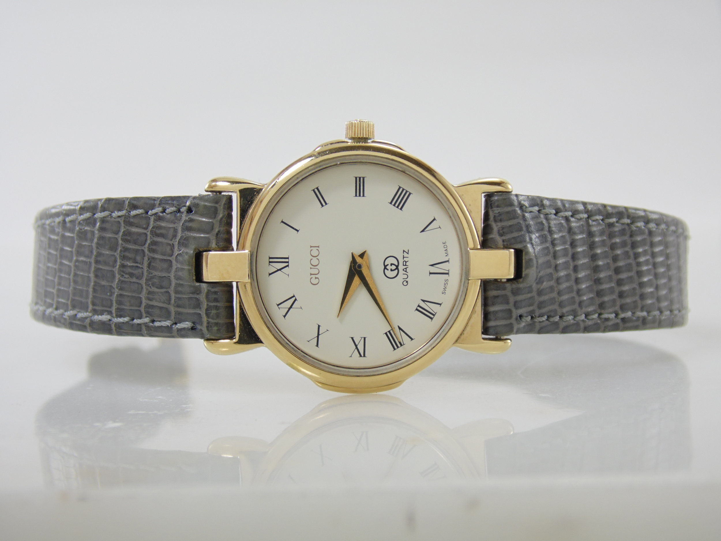 Vintage Womens Ladies Gucci 3400F L Gold Swiss Made Watch