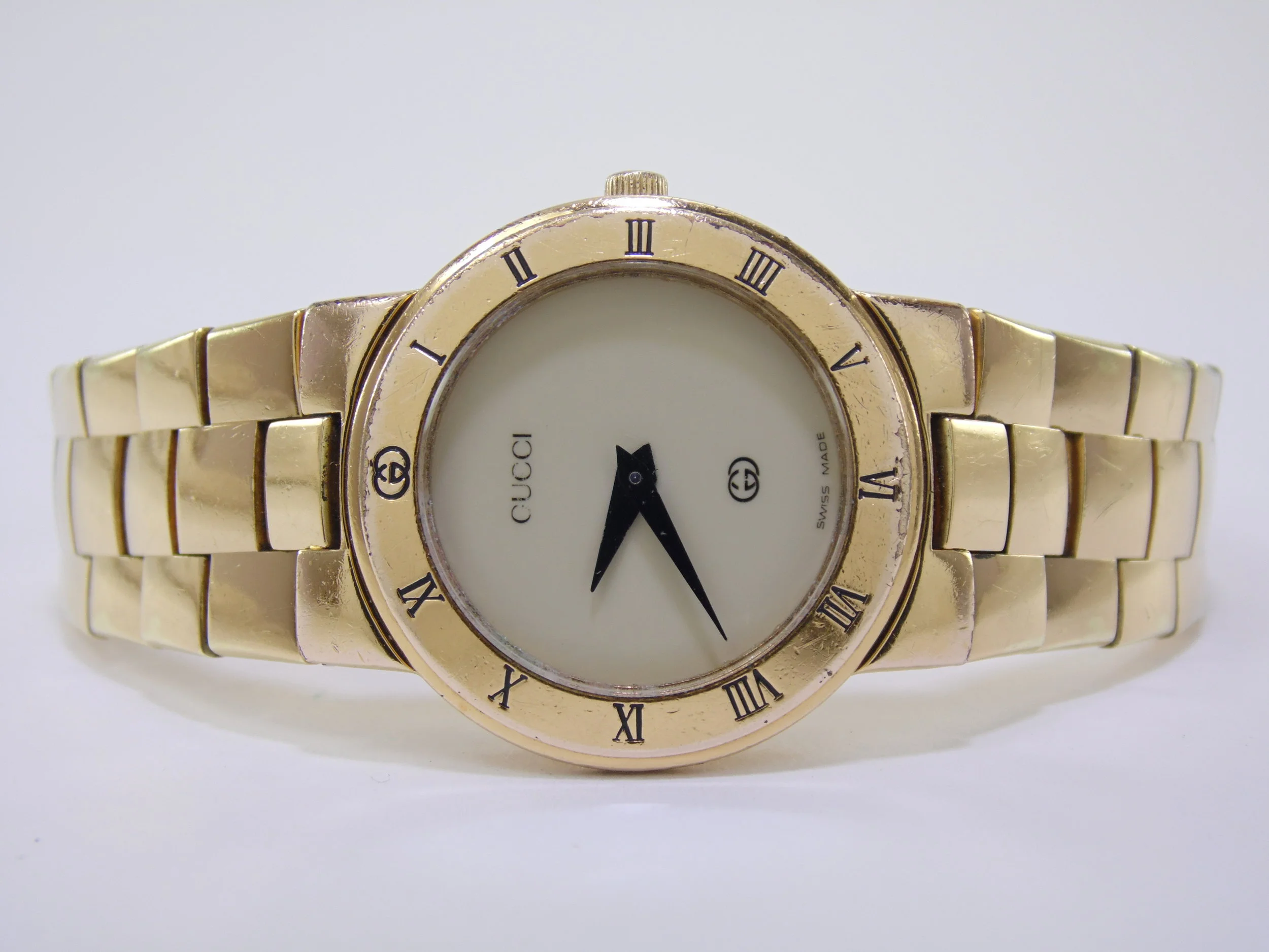 Vintage Authentic Gucci 3300L Womens Gold Swiss Quartz Watch ETA 978.002