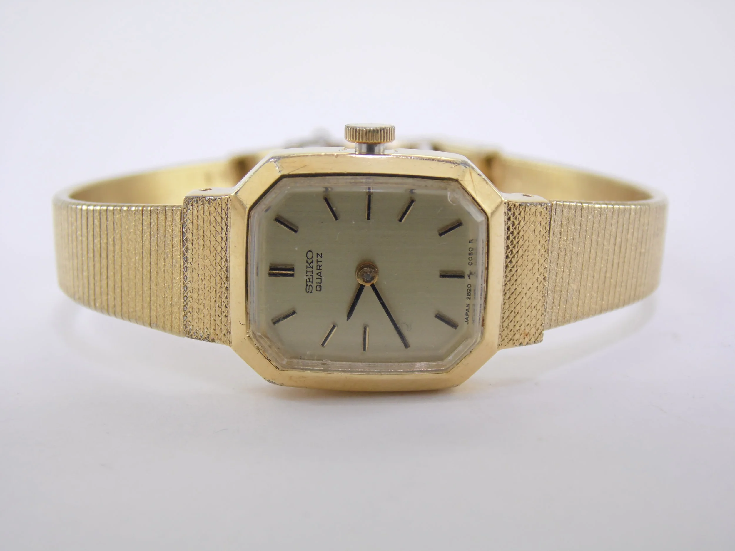 Vintage Gold Seiko Womens Petite Quartz Watch 2B20A