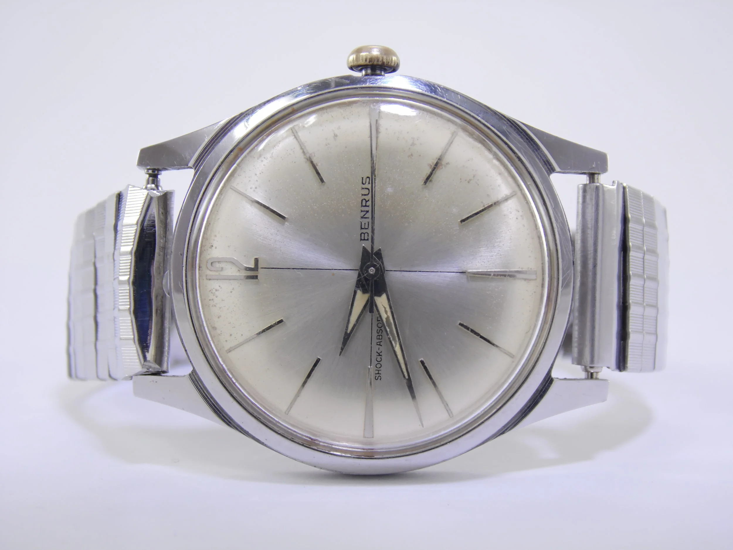 Vintage 1960's Benrus Series 3021 Waterproof Dustproof Mens Thin Profile Watch