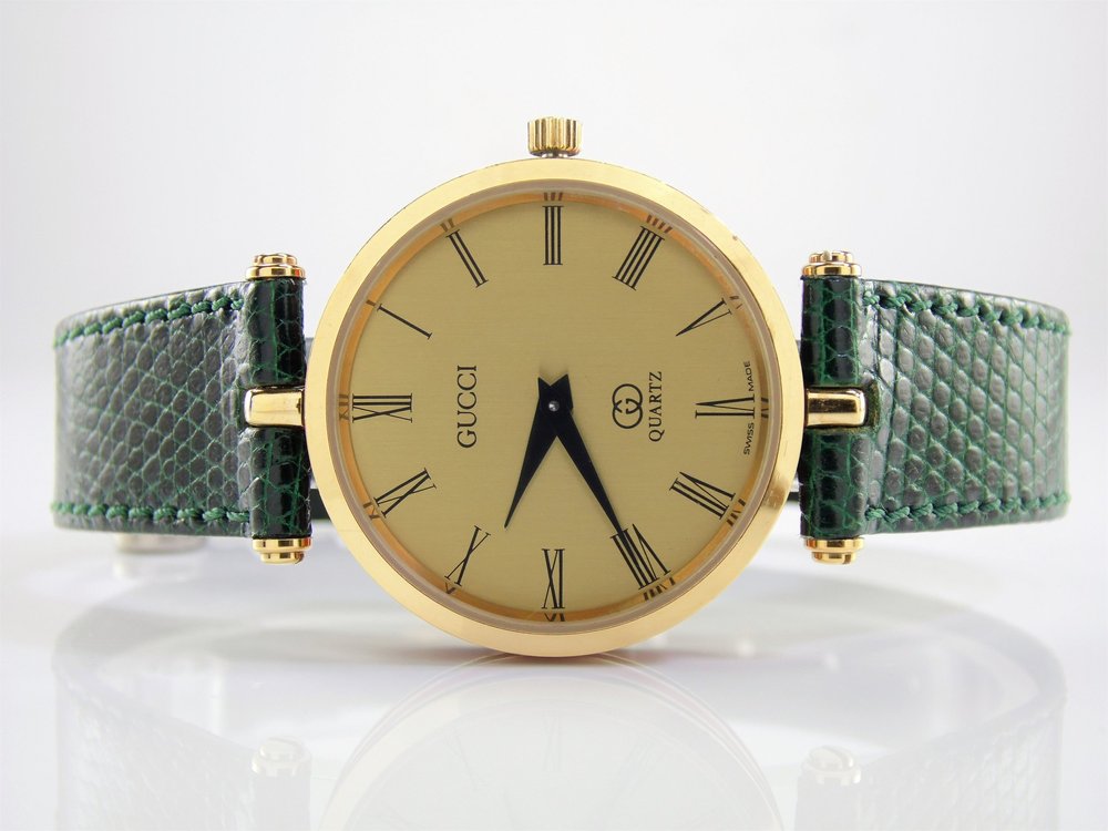 Rare Vintage Red Green & Gold Authentic Gucci 2000M Mens  display picture 2