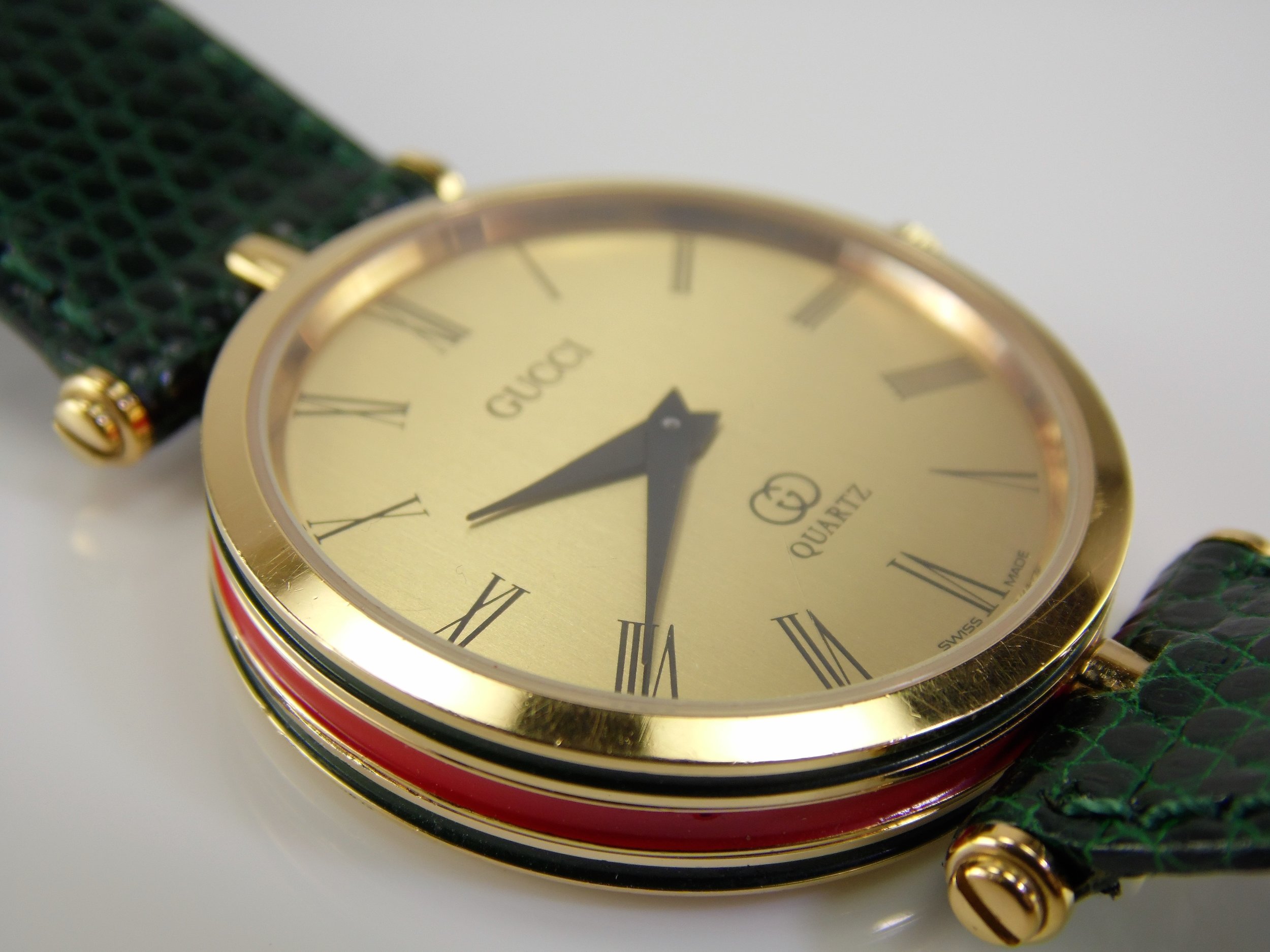 gucci quartz watch vintage