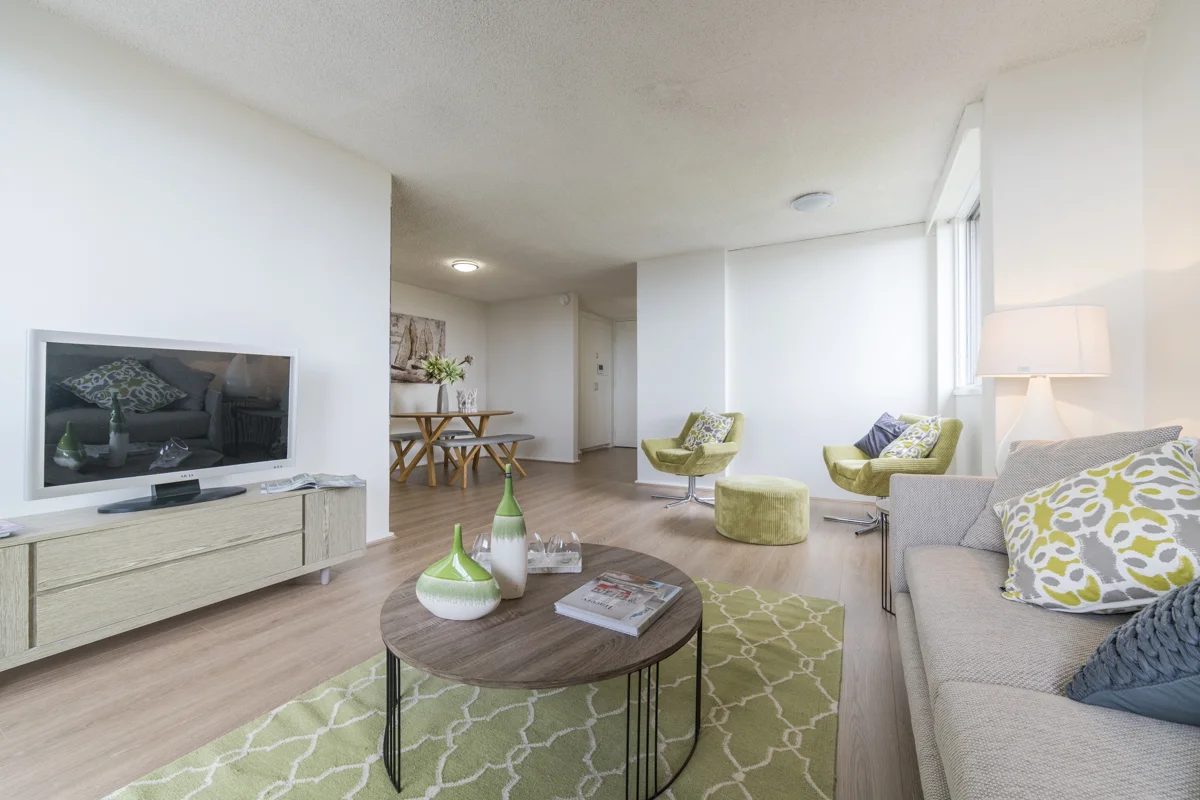 Lo Res_St Kilda Apartment Furnished September 12 2016__DSC7236.jpg