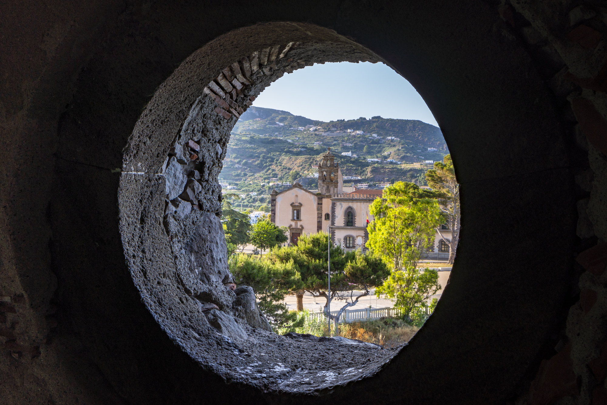 Cathedral porthole, Lipari