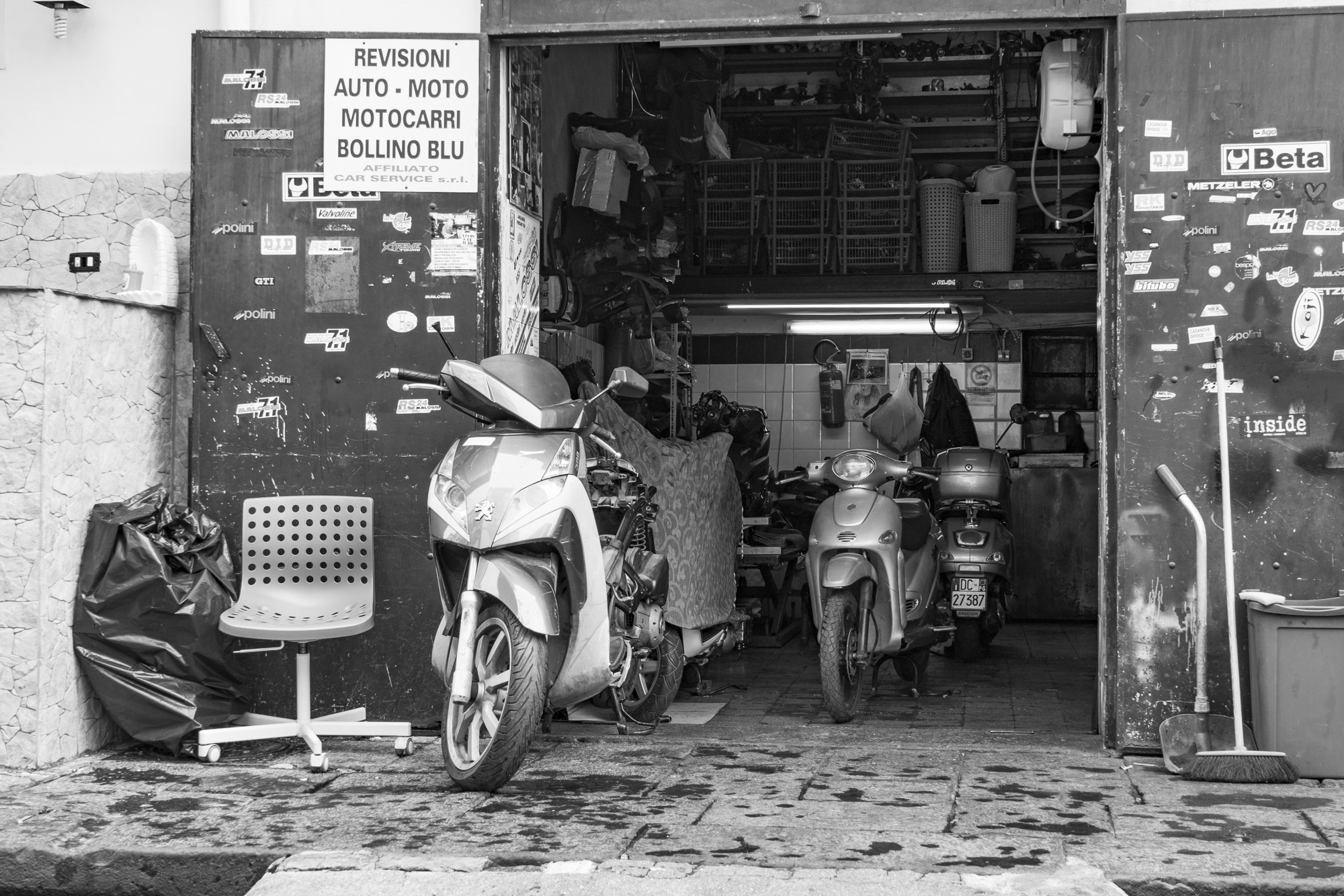 Motor Scooter Garage - Naples