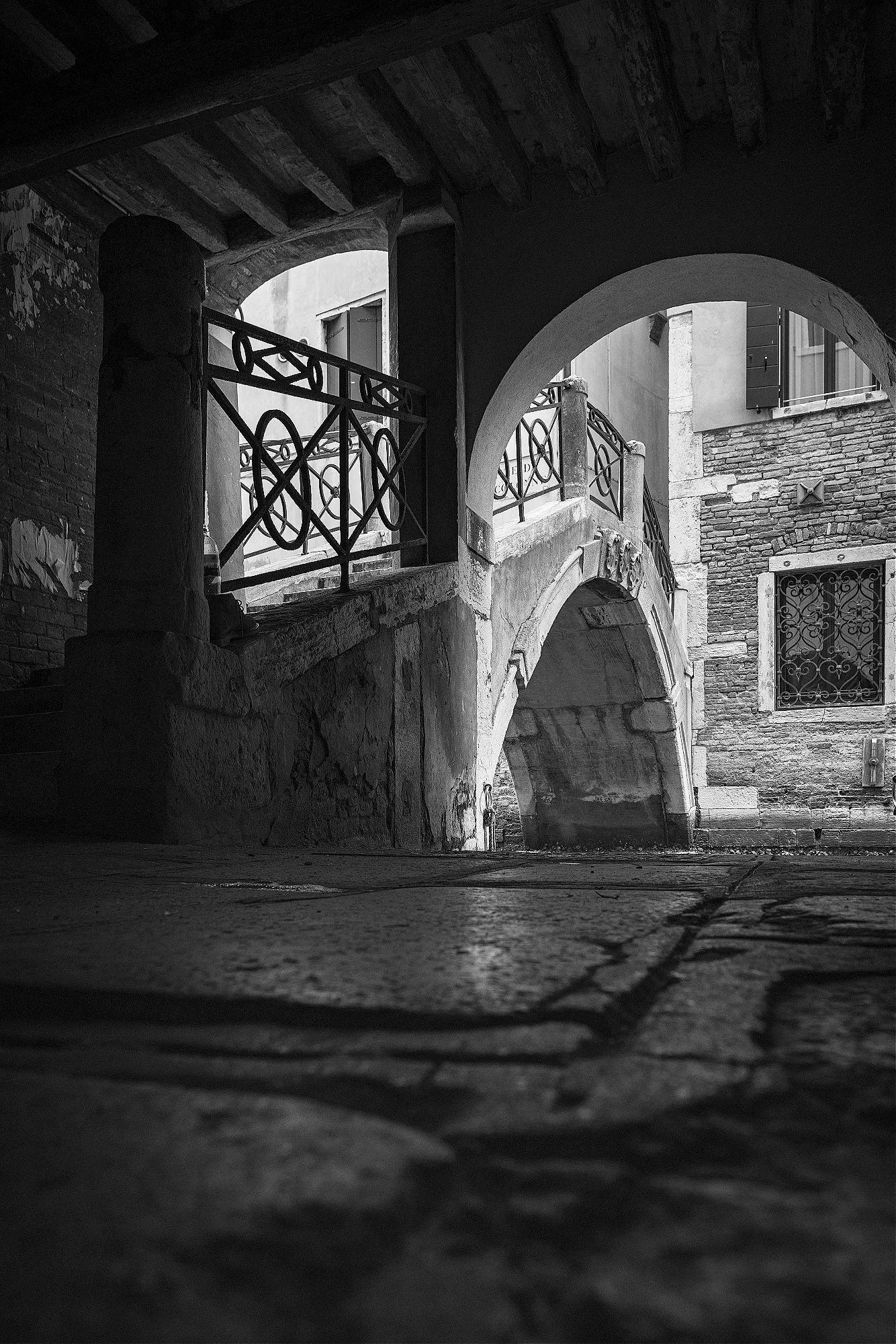 Laneway in Venice at 5.30 am