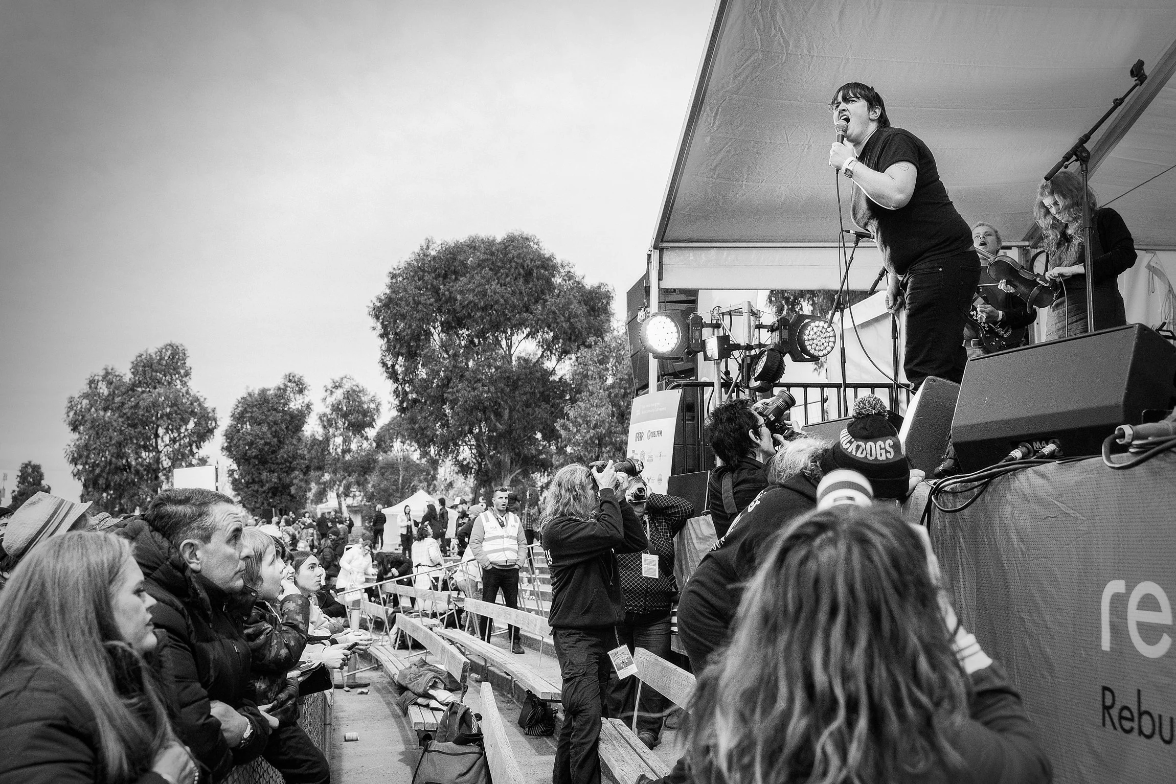 Cash Savage & The Last Drinks