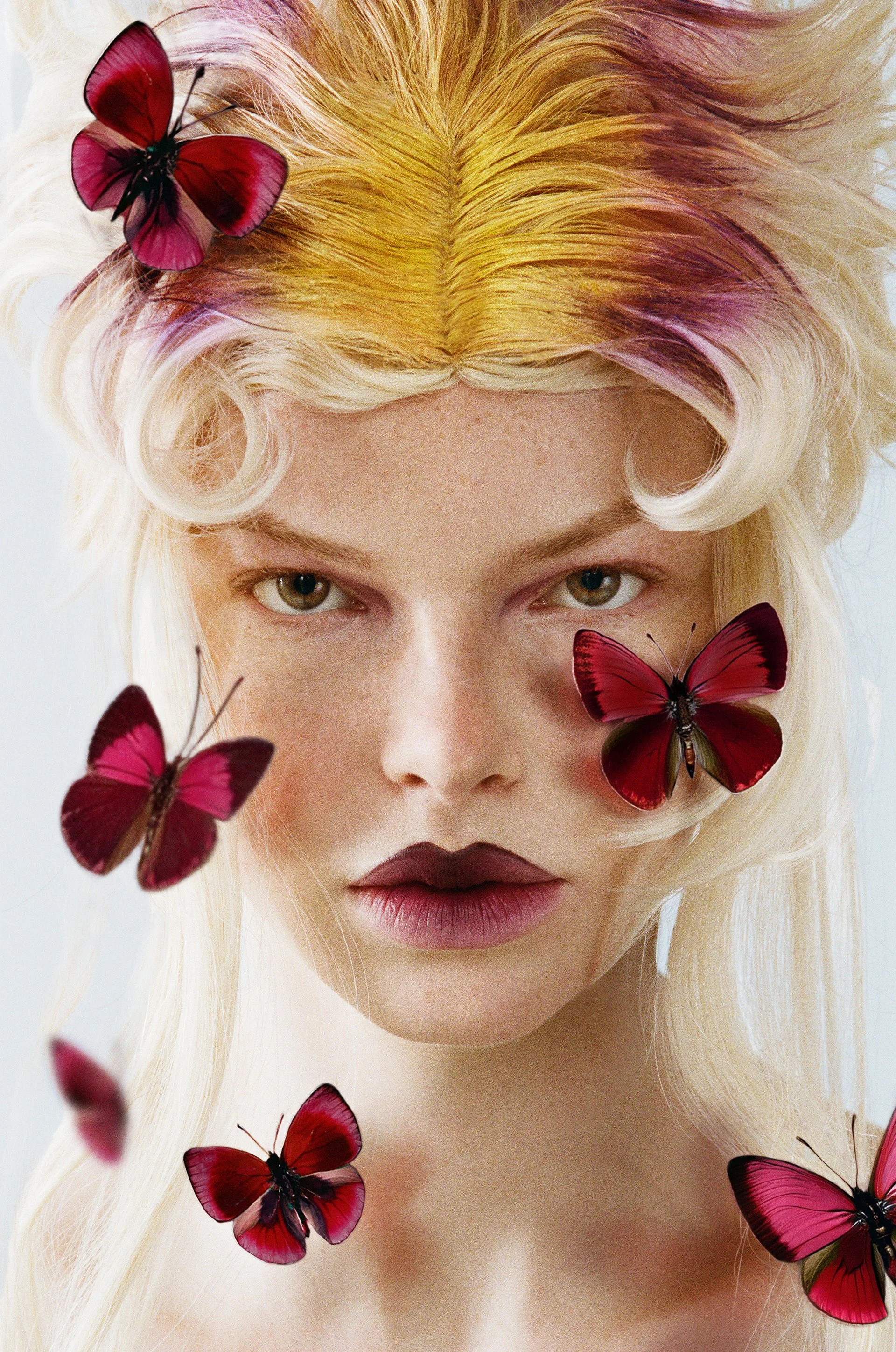 PrismaticWings_Look2_1.jpg