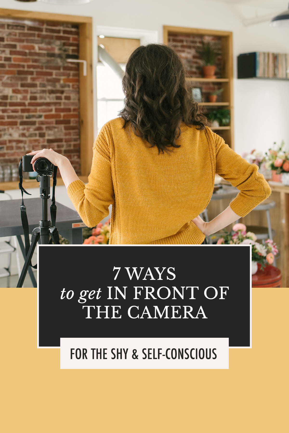 Photo poses and photo ideas for introverts | 7 Ways to Get Out in Front of the Camera for the Shy & Self-Conscious | Alexis the Greek blog